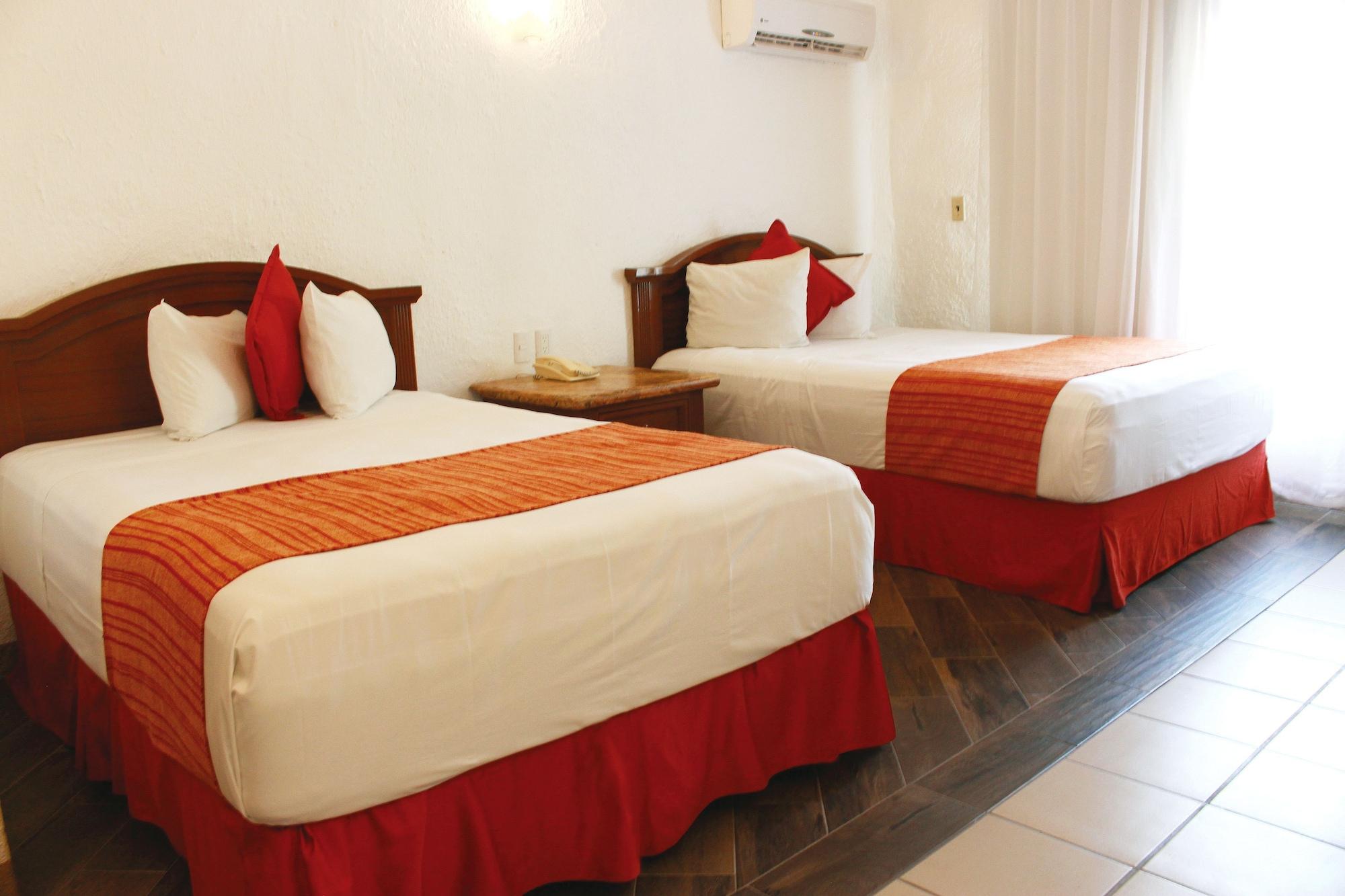 Resort Vista Playa De Oro 4*