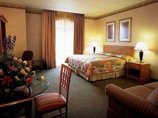 Express By Ihg Hotel 4*