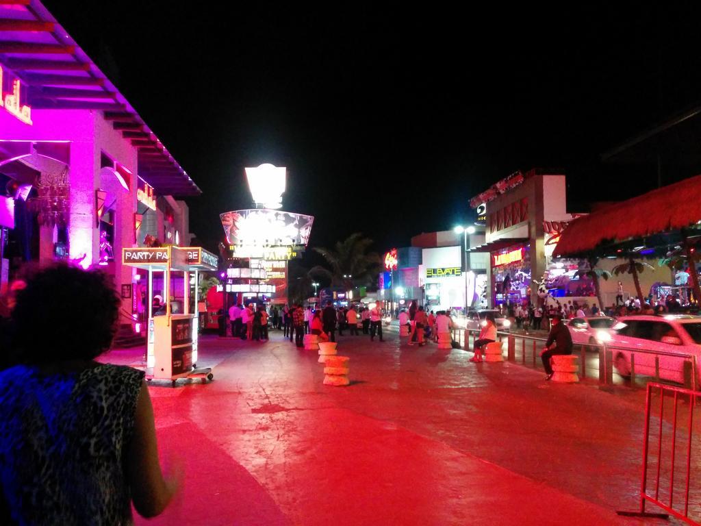 Cancun Zone Aparthotel