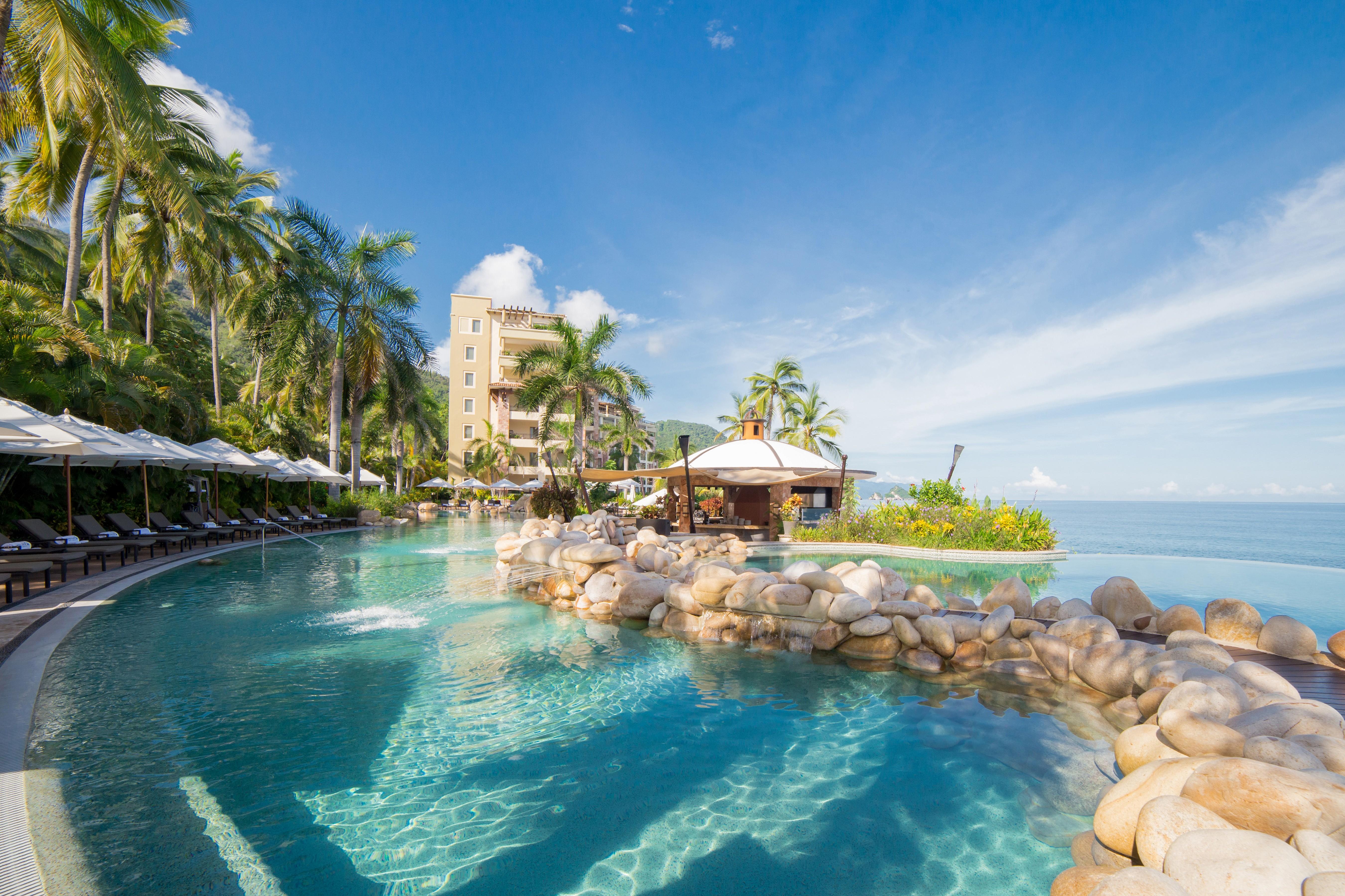 Garza Blanca Preserve & Hotel