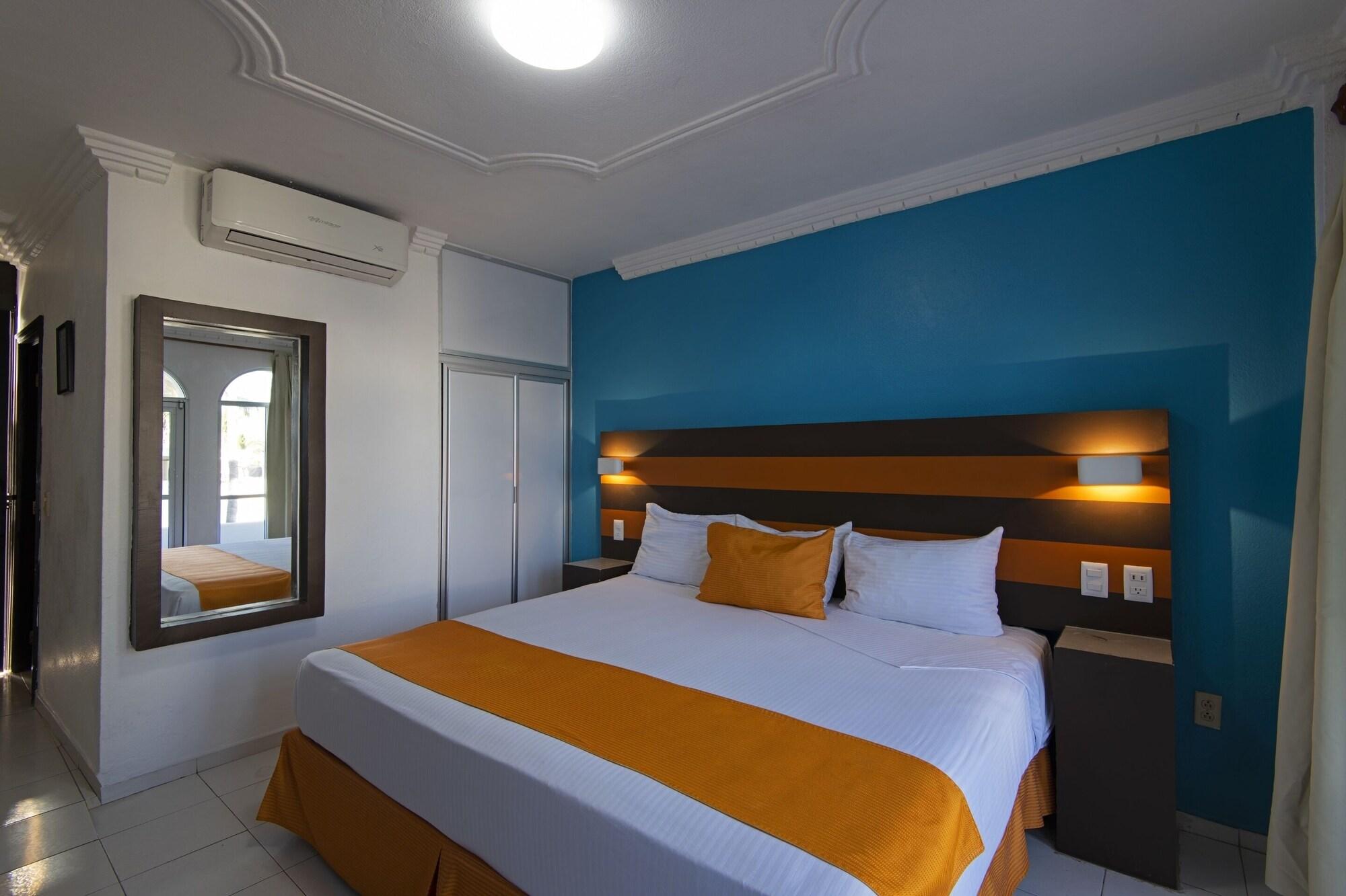 Fiesta Mexicana Hotel 4*
