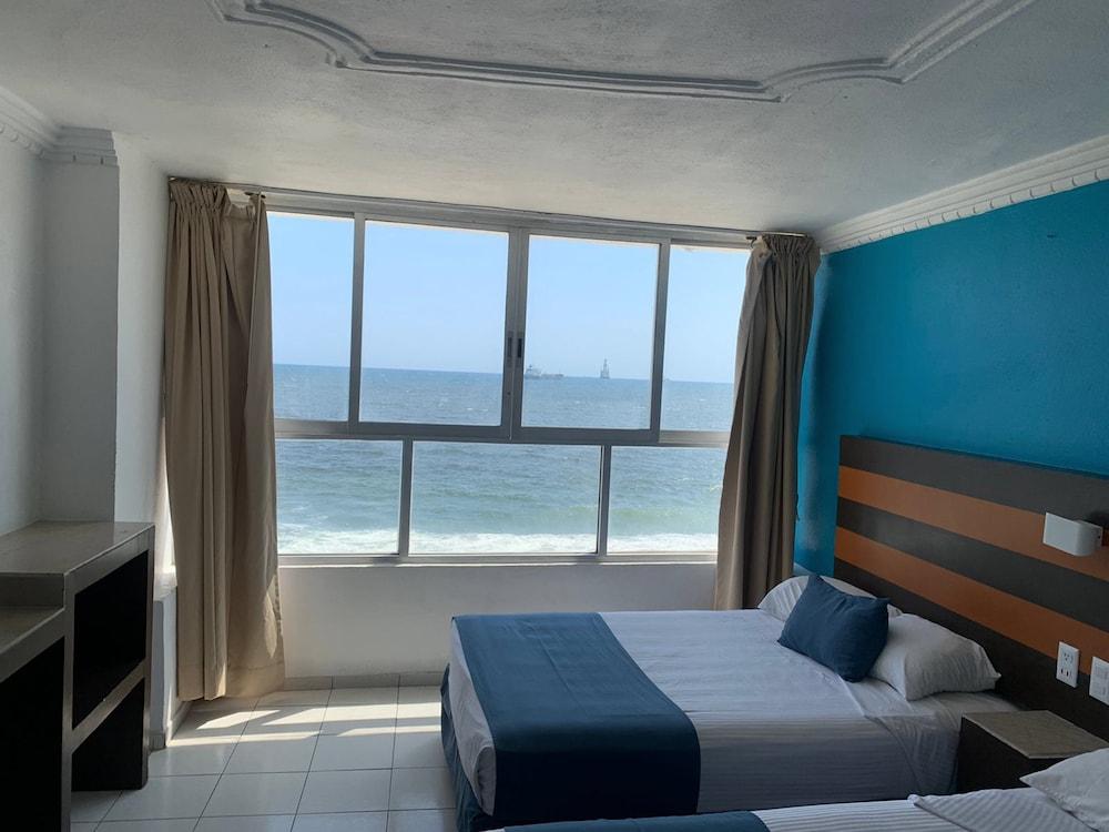 Hotel Fiesta Mexicana 4*