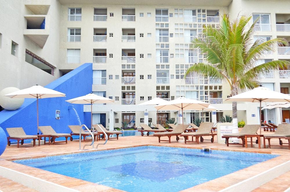 Club Regina Cancun