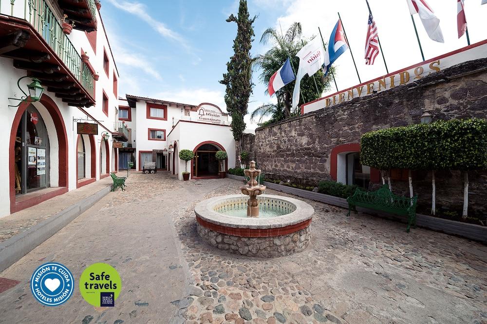 Hotel Mision