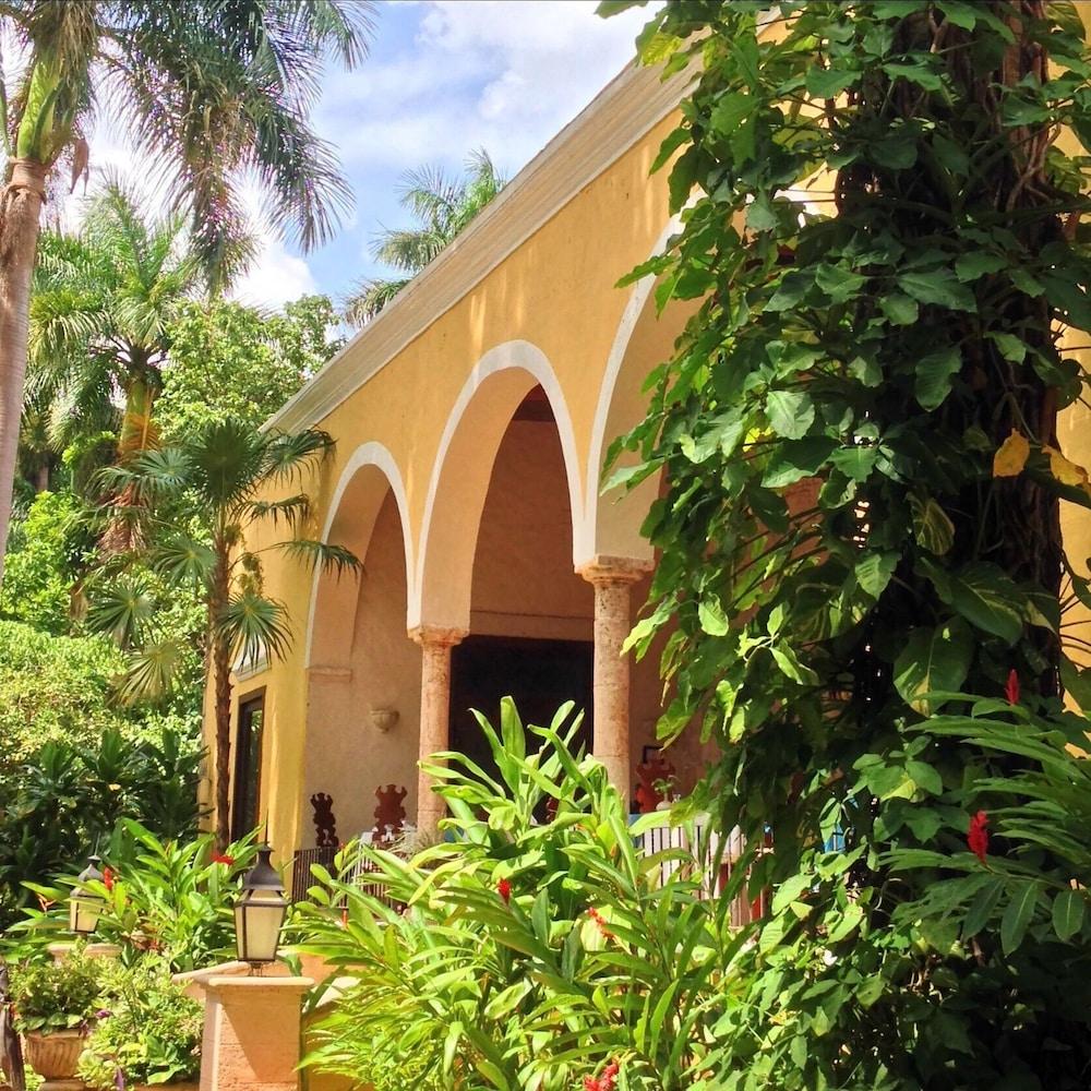 Hacienda And Yaxkin Hotel