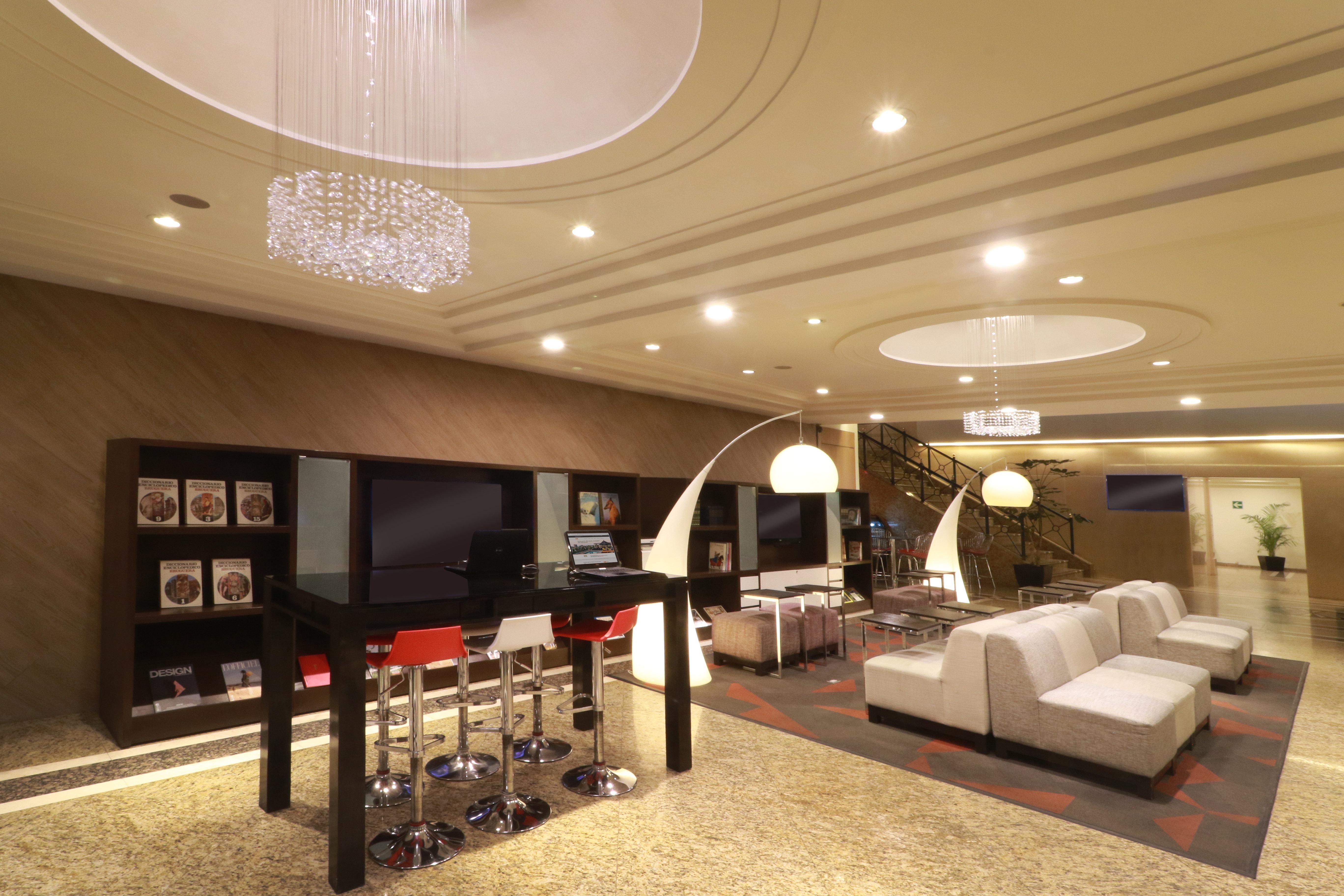 - Trade Center By Ihg