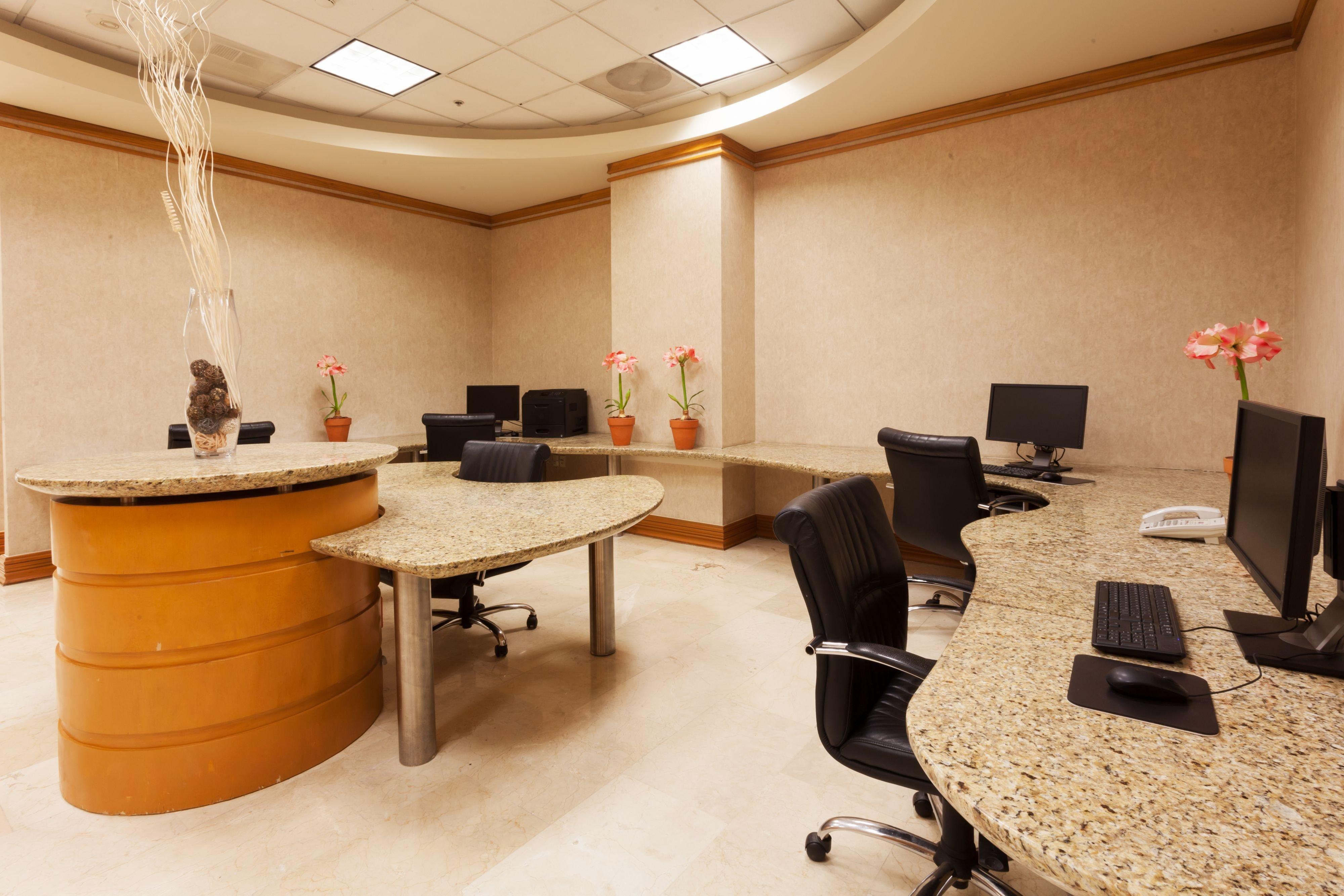 Hotel Crowne Plaza By Ihg 4*