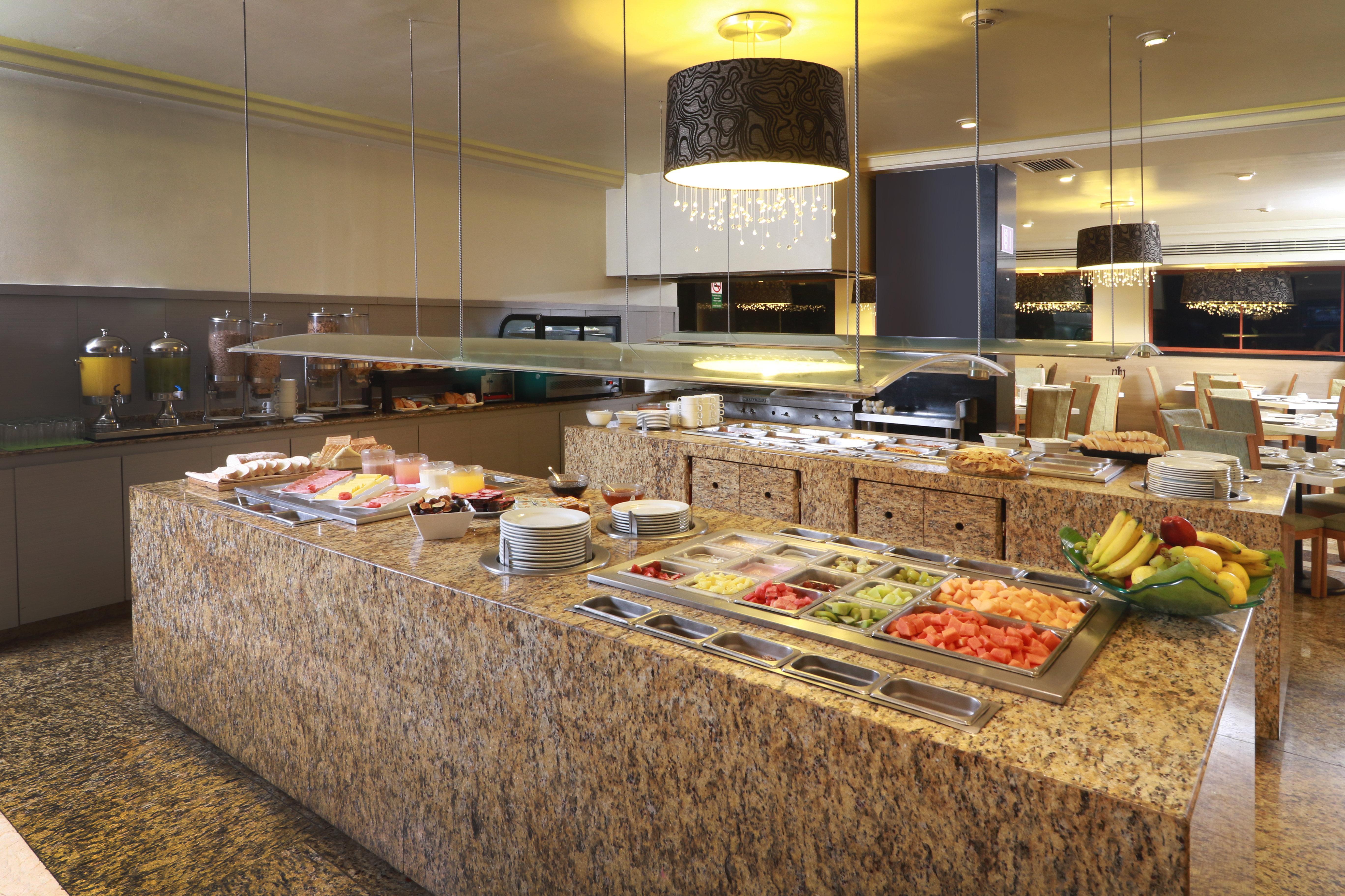 - Trade Center By Ihg Hotel 4*