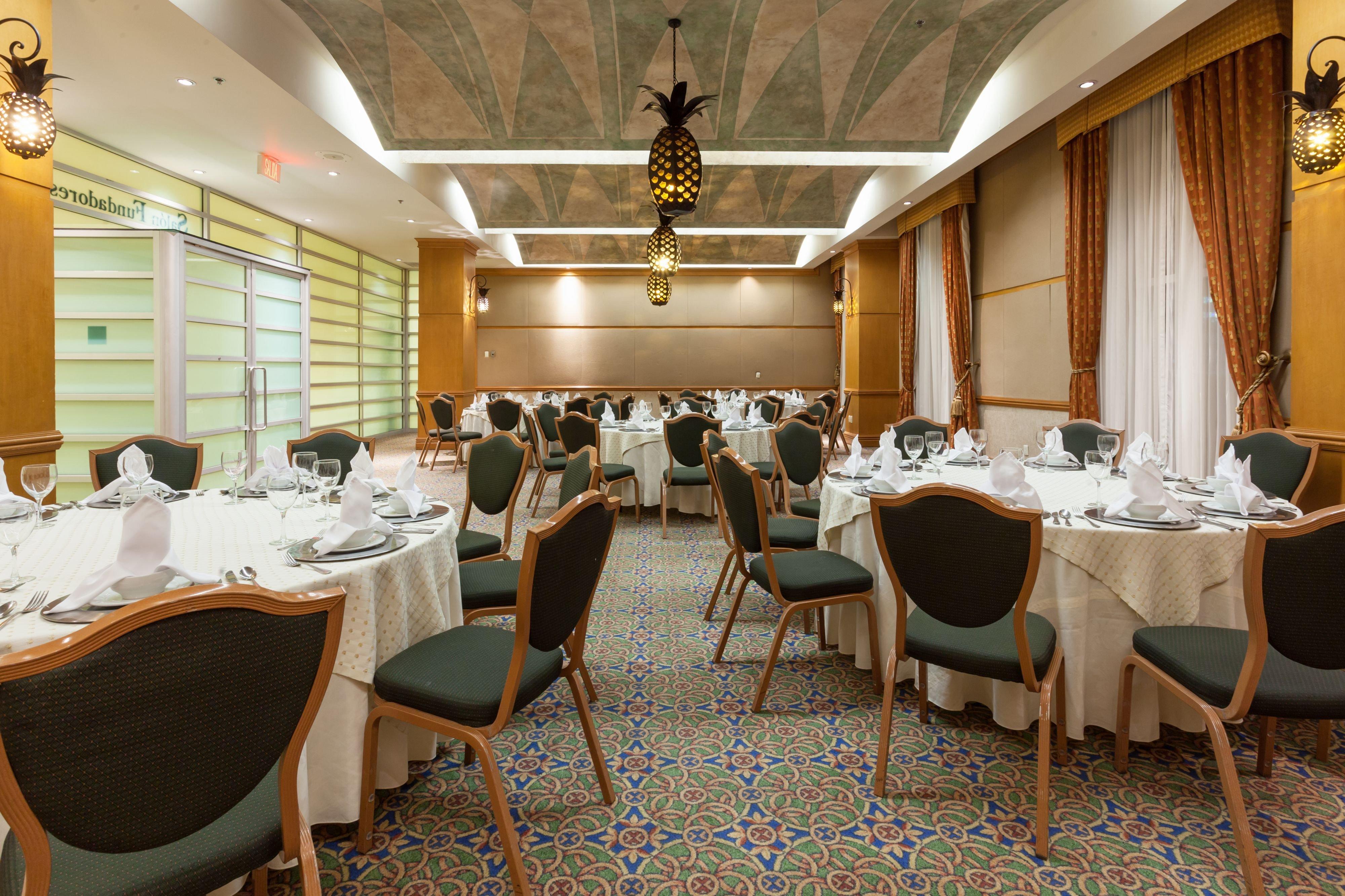 Hotel Crowne Plaza By Ihg 4*