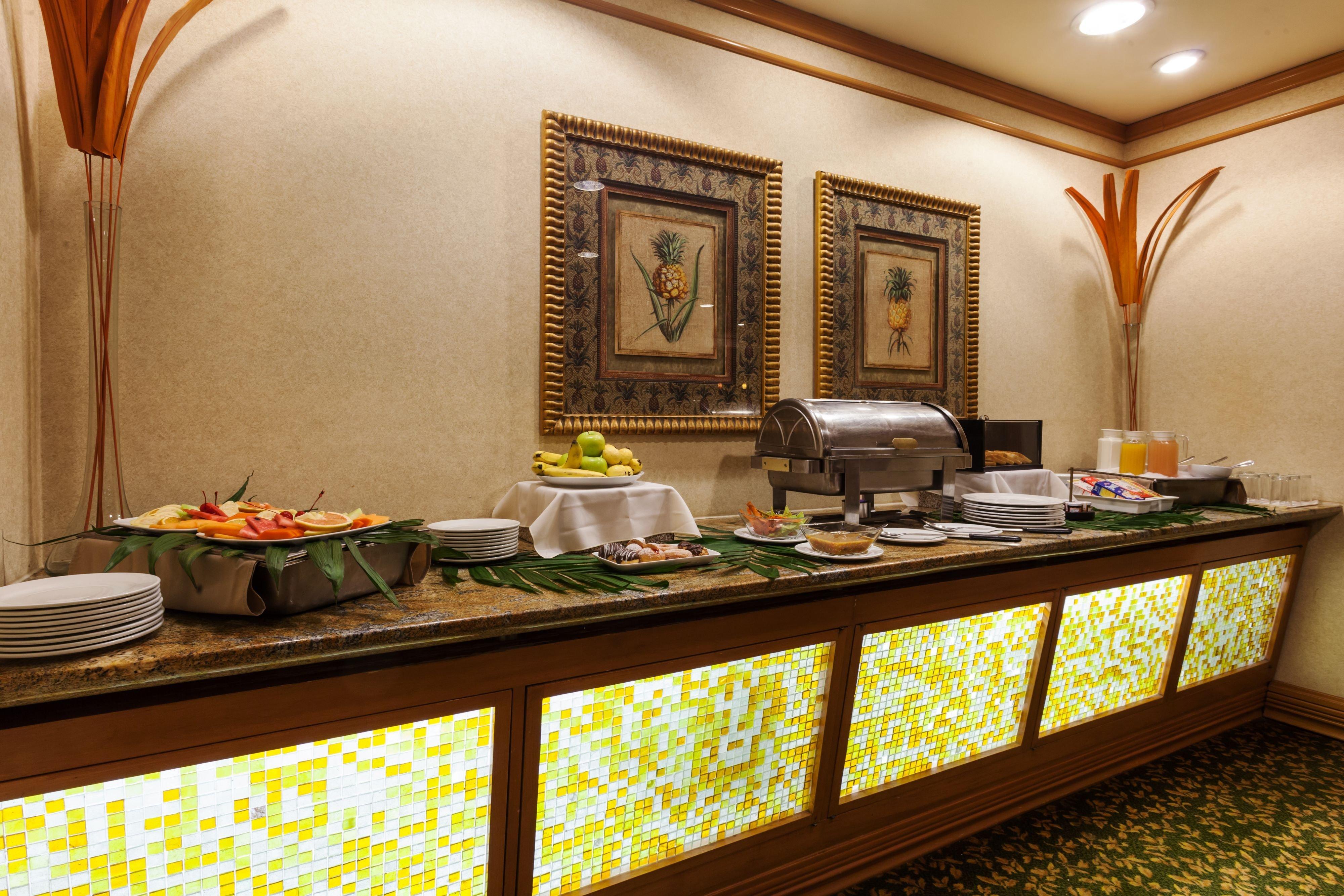 Crowne Plaza By Ihg