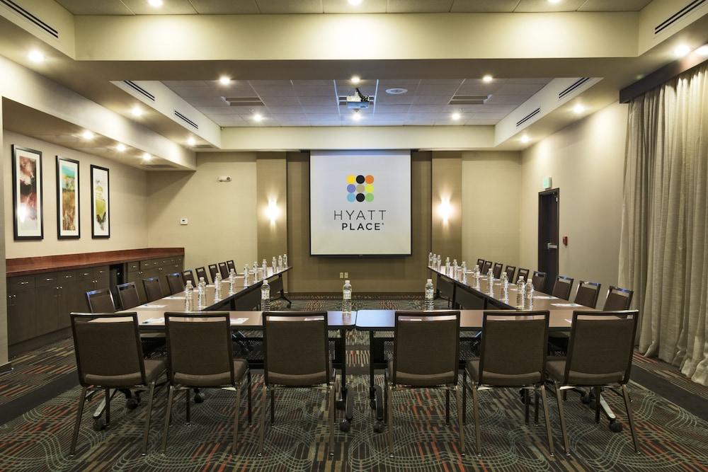 Hyatt Place Cabos Hotel 3*