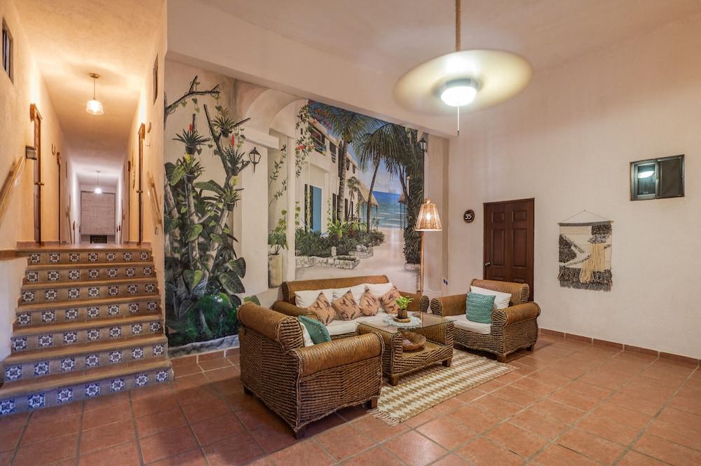 Hotel Casa Colibri 4*