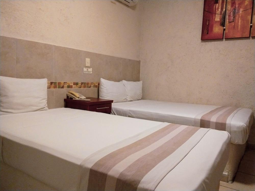 Guiva Huatulco Hotel