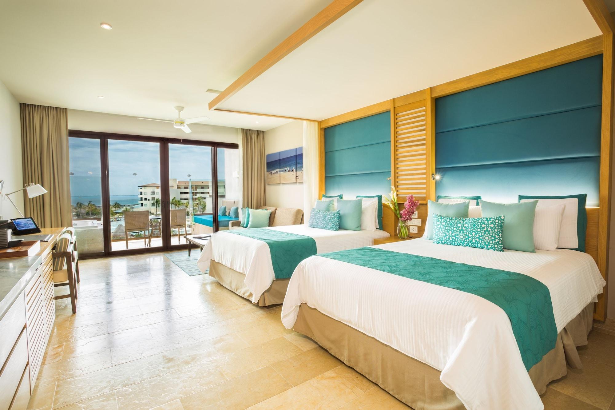 Resort Dreams Playa Mujeres Golf & Spa Resort