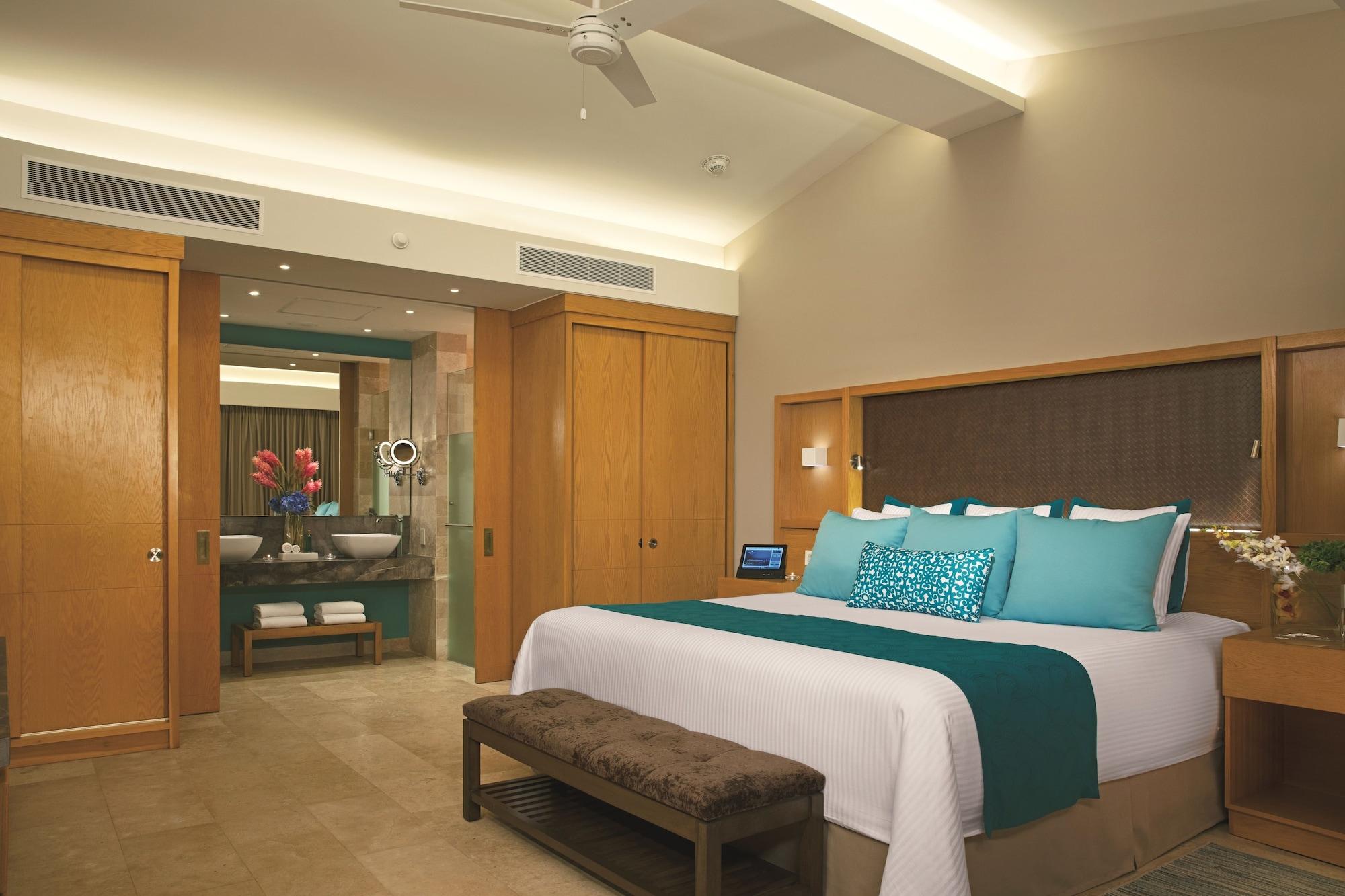 Dreams Playa Mujeres Golf & Spa Resort