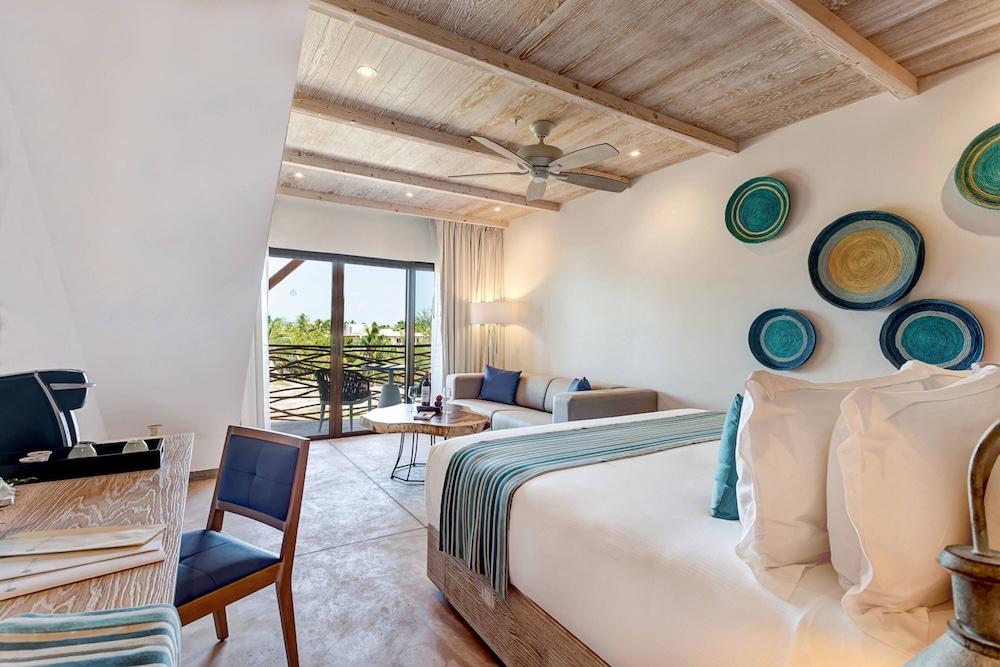 Mystique By Royalton, A Tribute Portfolio Hotel