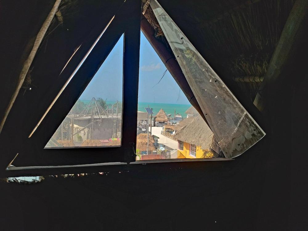 La Constanza De Rulo Isla Holbox
