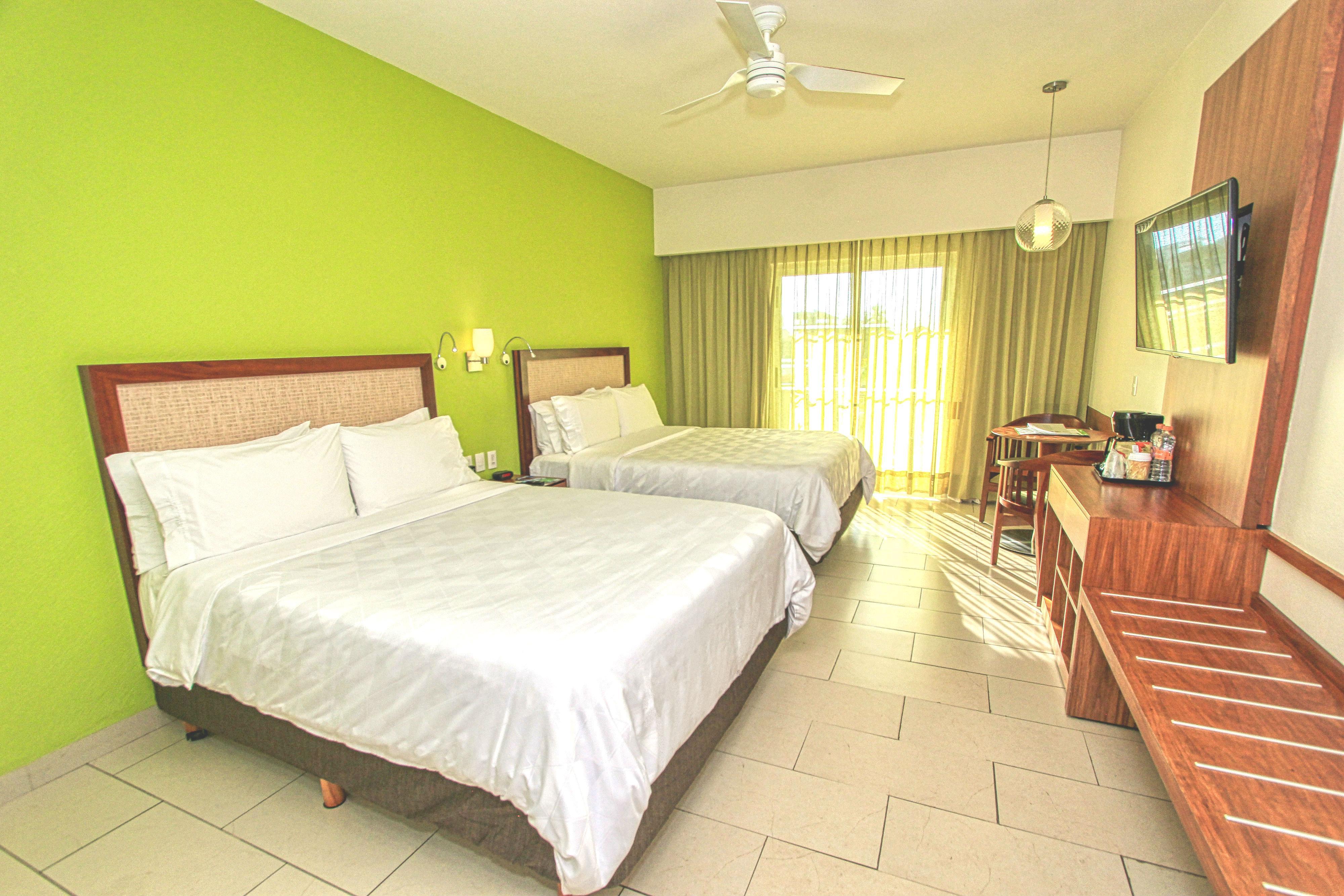 Resort Huatulco By Ihg