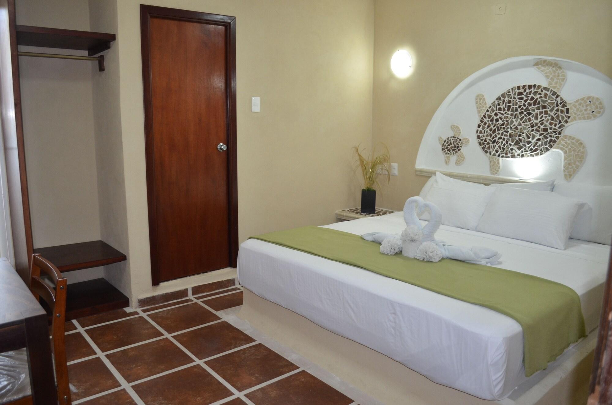 Real Azteca Hotel 3*
