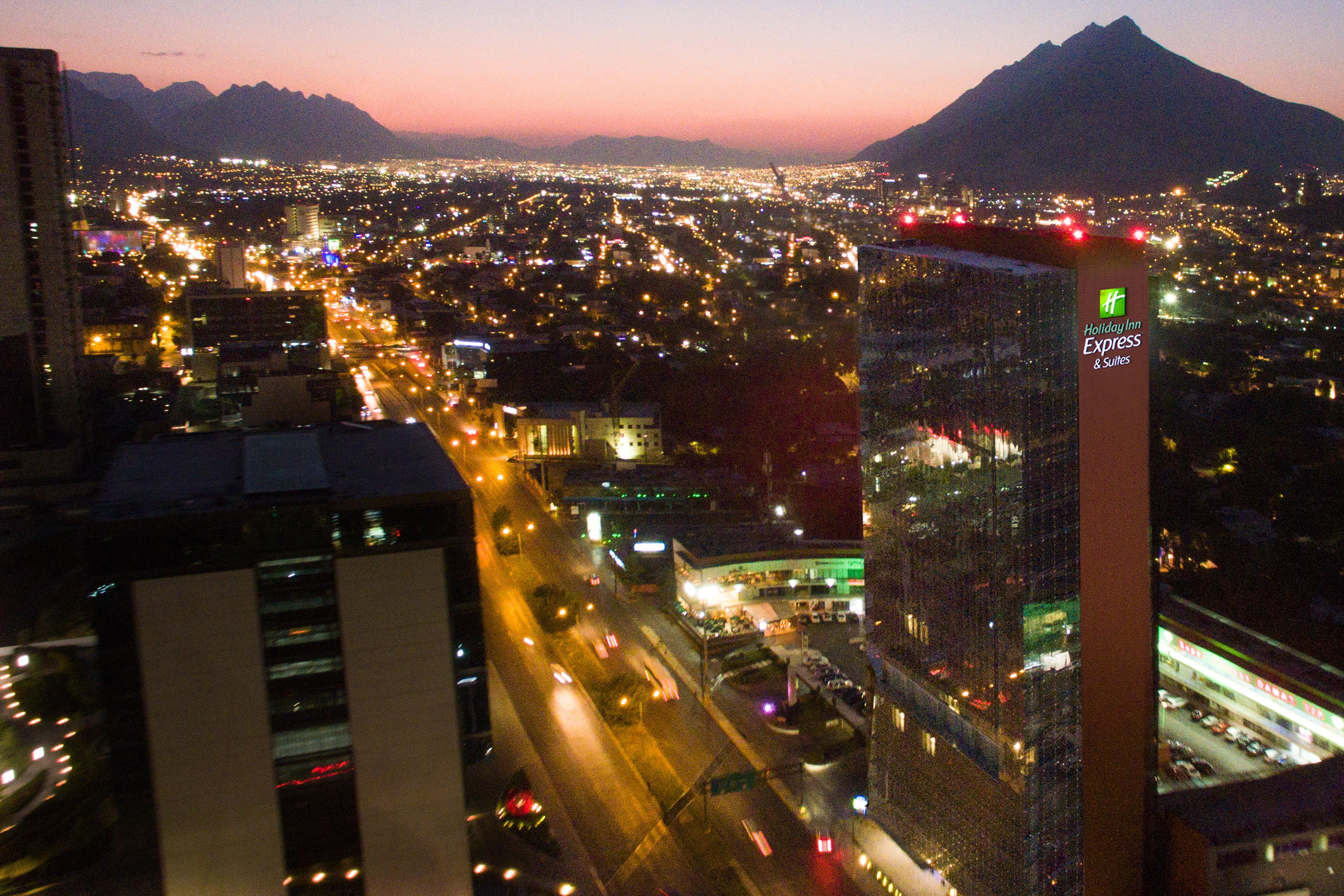 Hotel Express & Monterrey Valle By Ihg San Pedro Garza Garcia