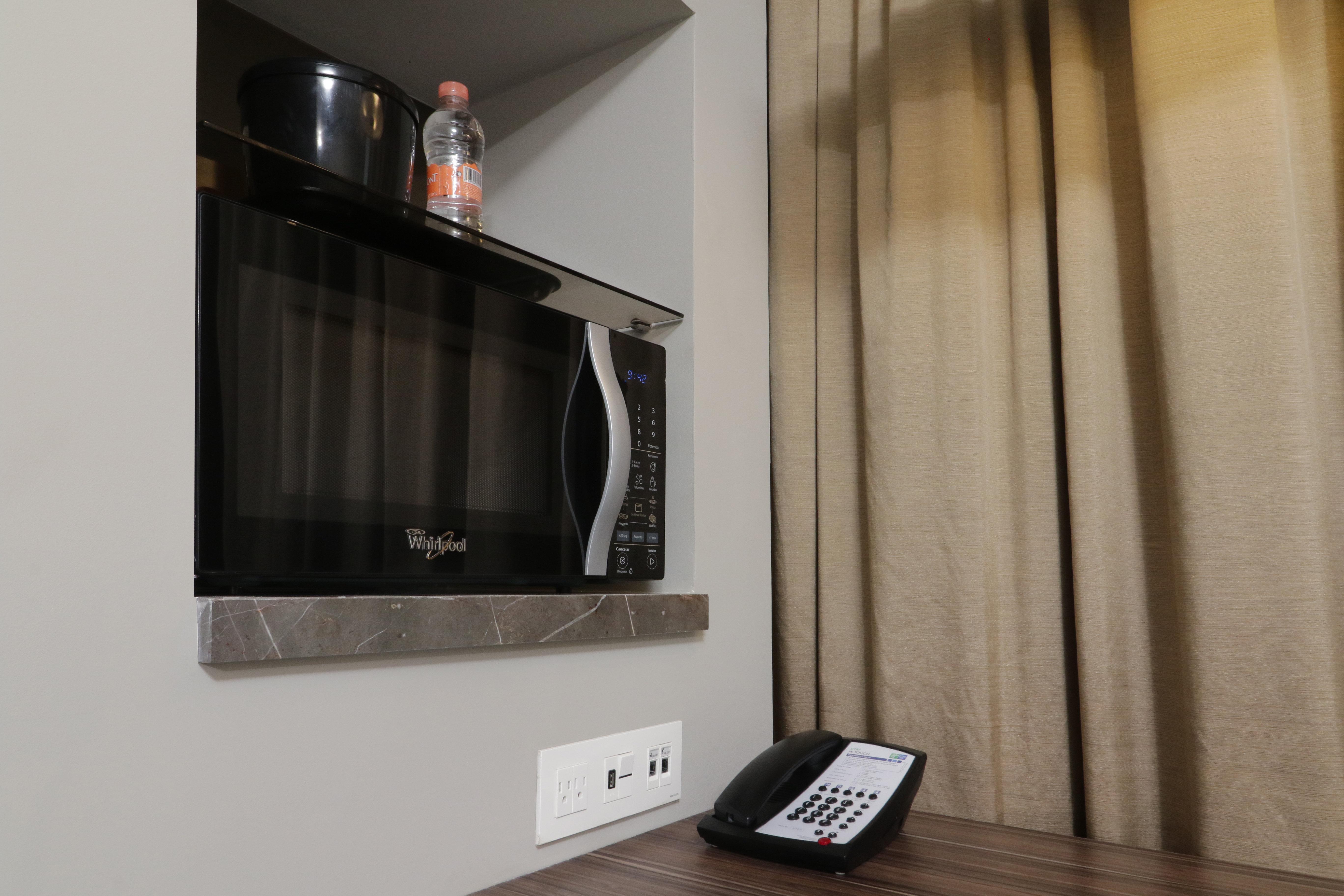 Express & Monterrey Valle By Ihg Hotel 3*