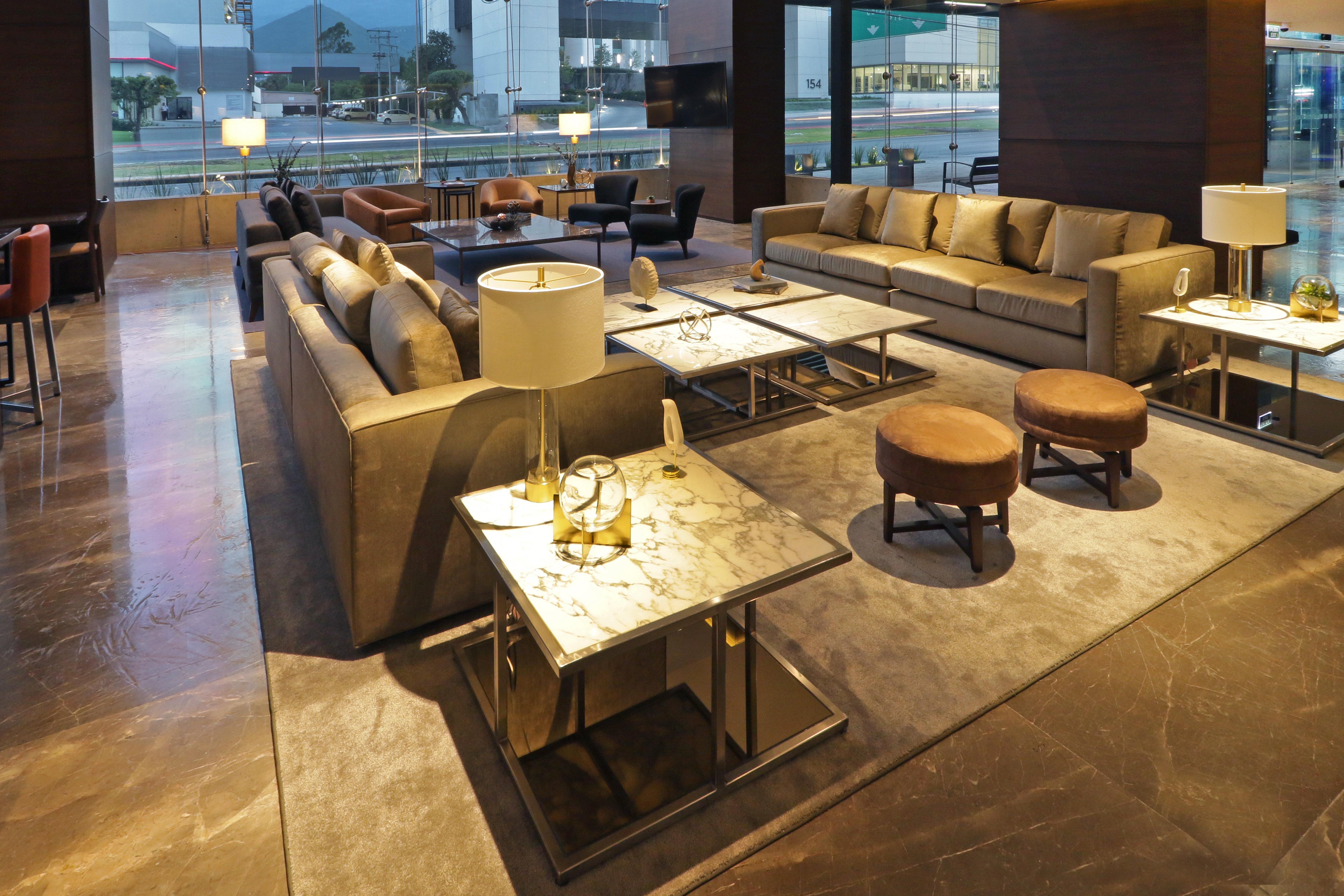 Express & Monterrey Valle By Ihg Hotel 3*
