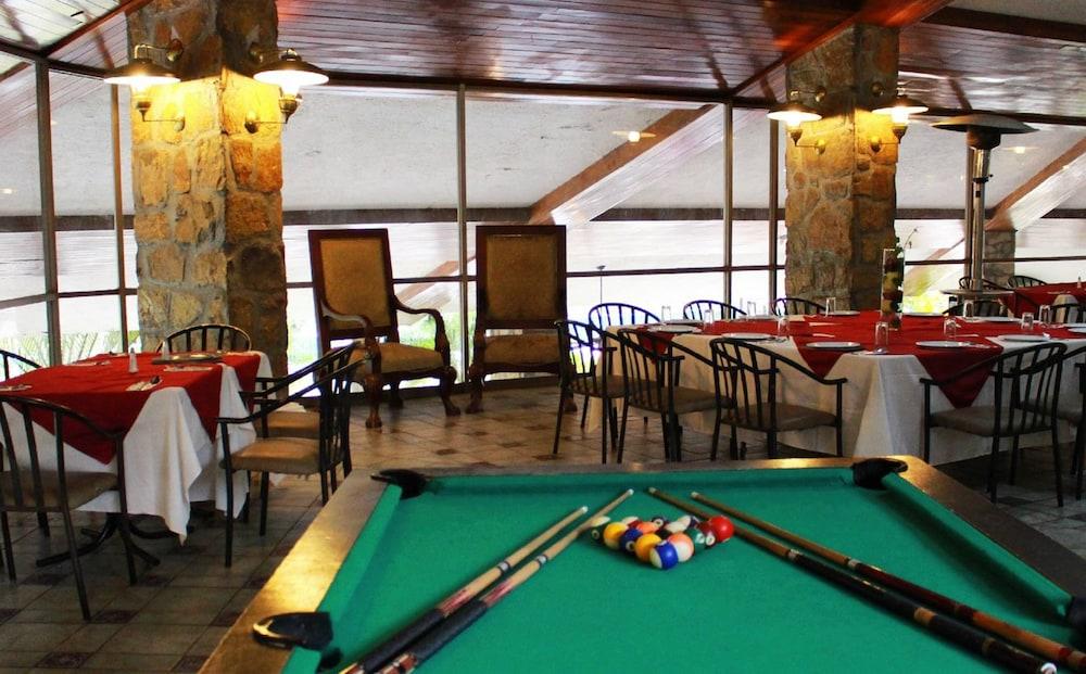 Hotel Bahia Escondida