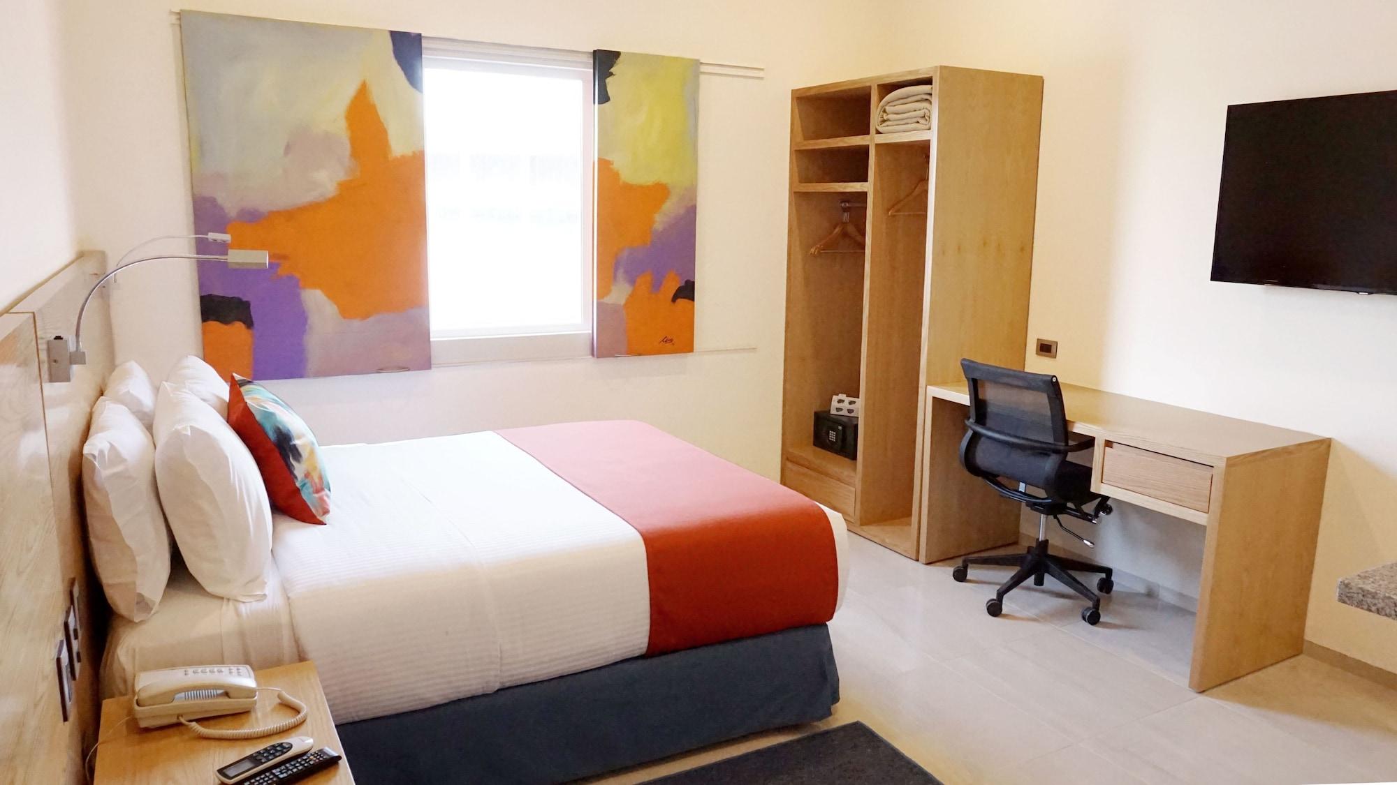 Hit Hoteles Aeropuerto Hotel 4*
