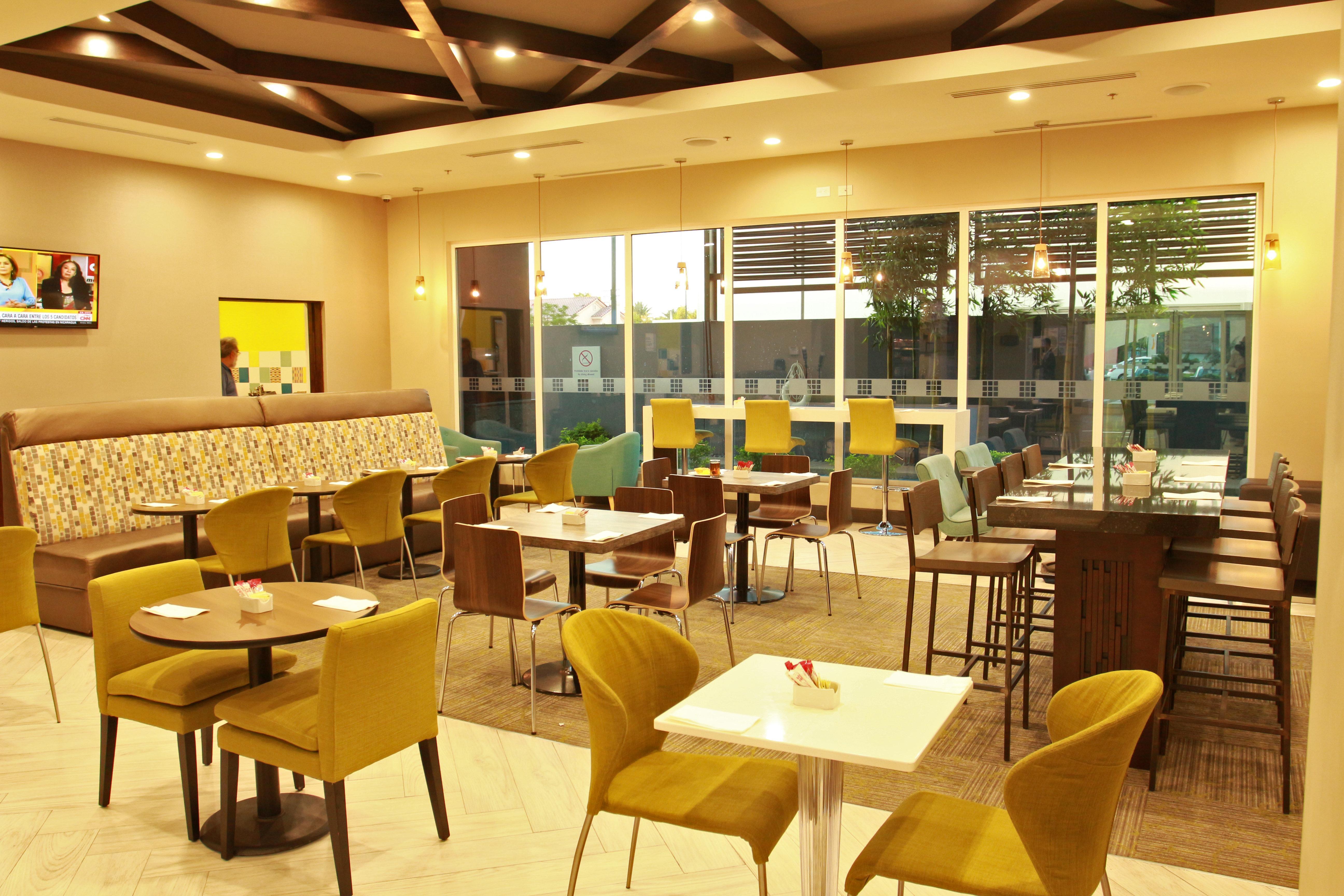 Express & By Ihg Mexicali