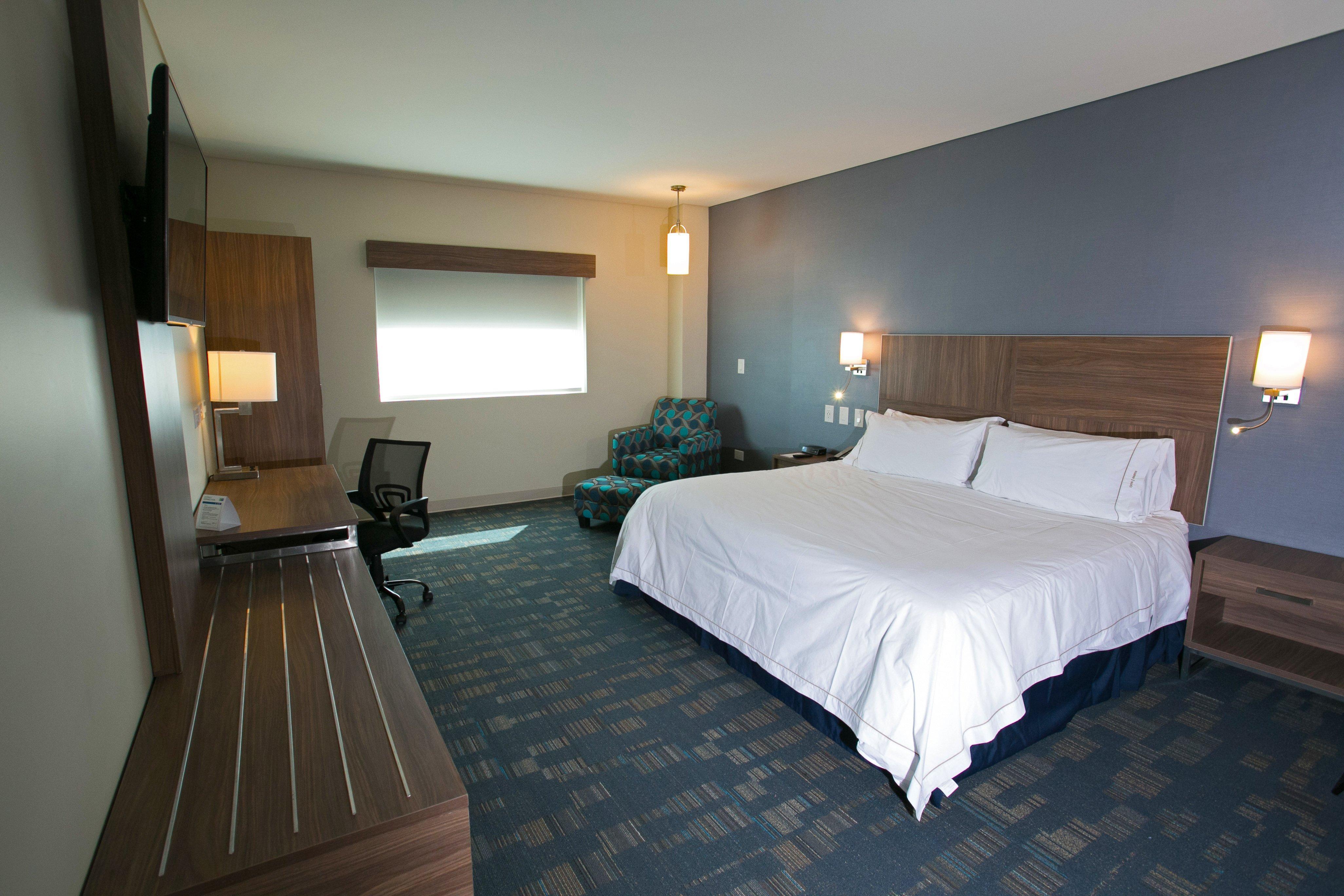 Express & By Ihg Hotel