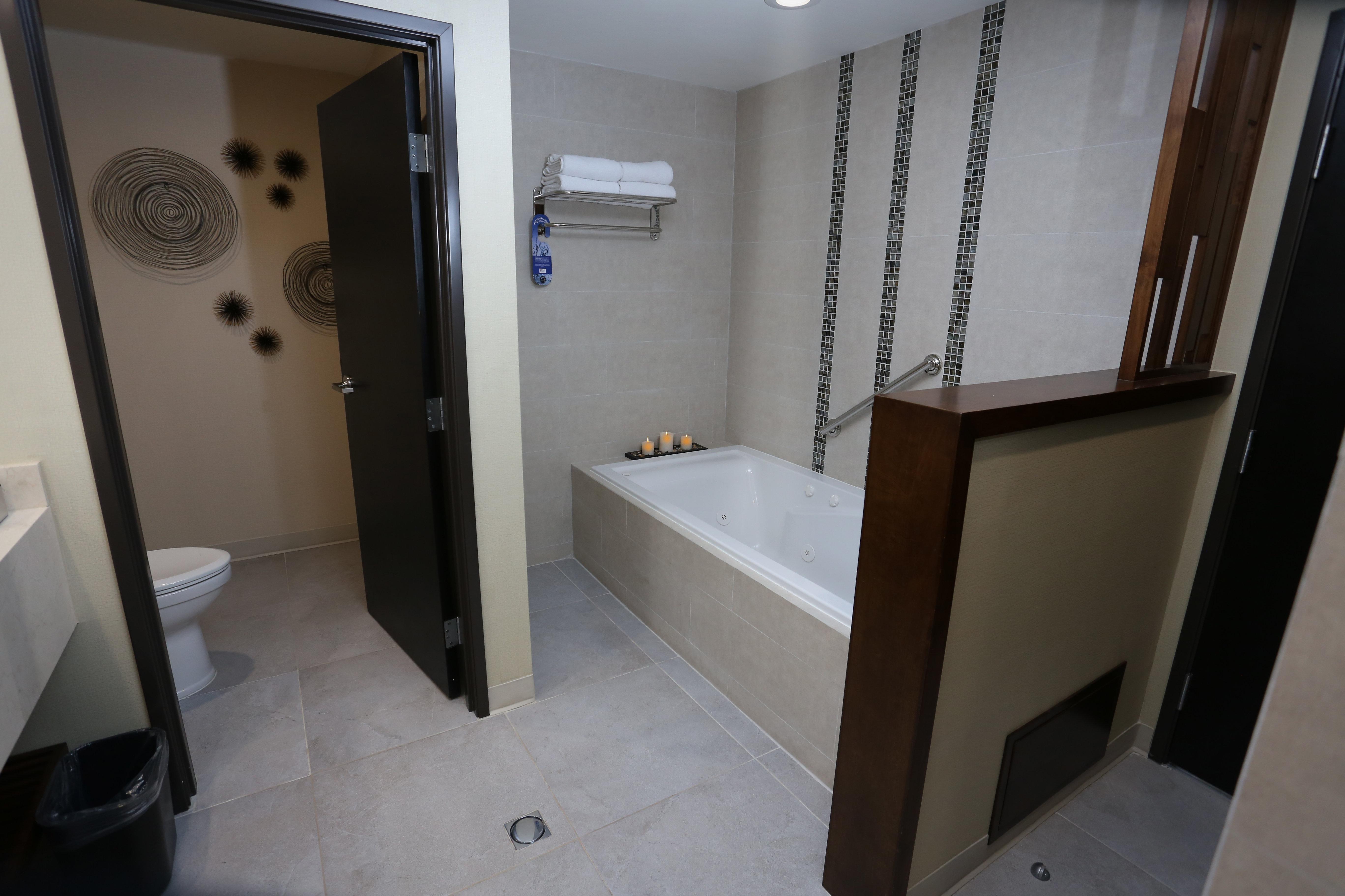 Hotel Express & By Ihg 4*