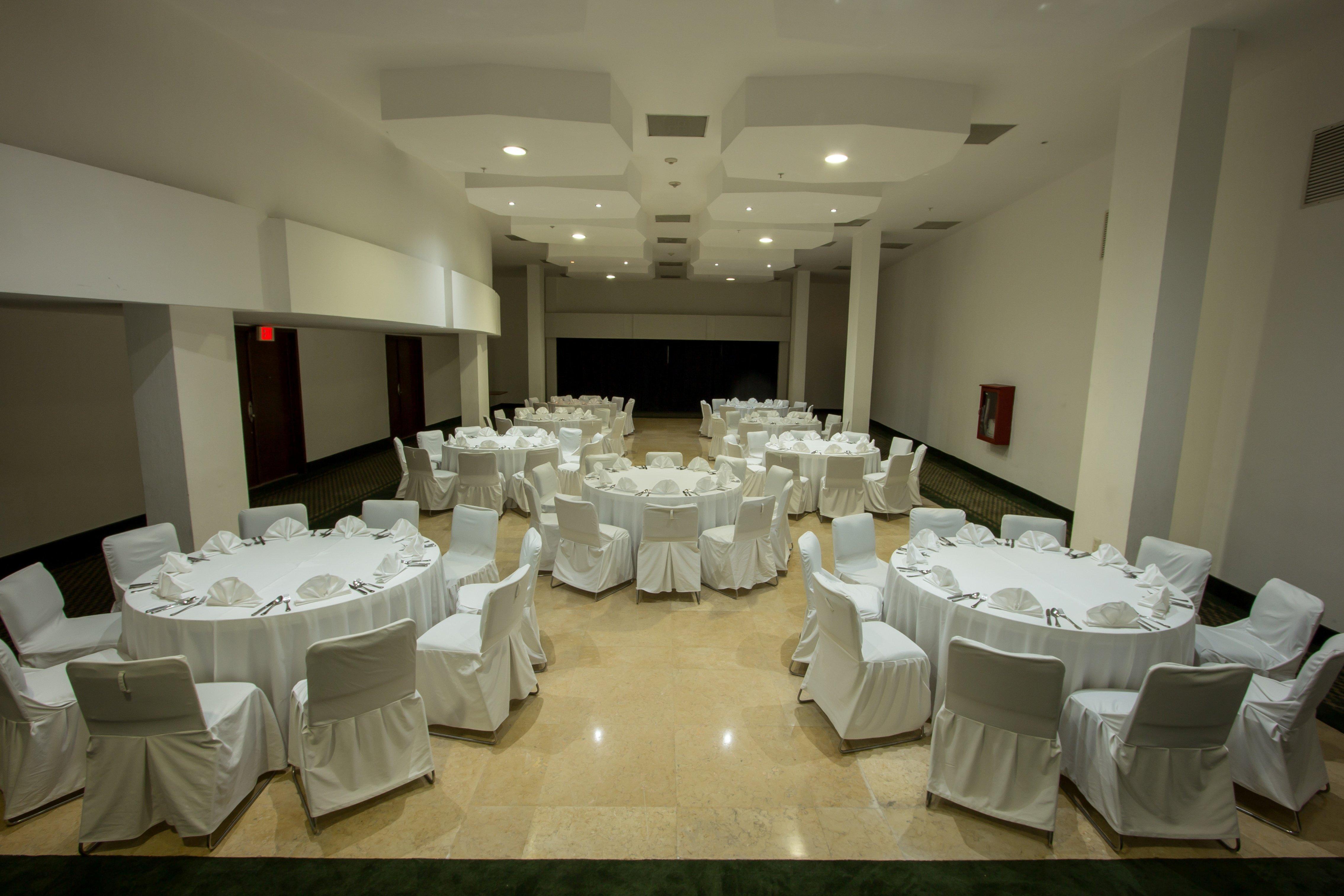 Express By Ihg Hotel Nuevo Laredo