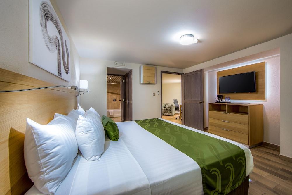 Hotel La Joya 5*