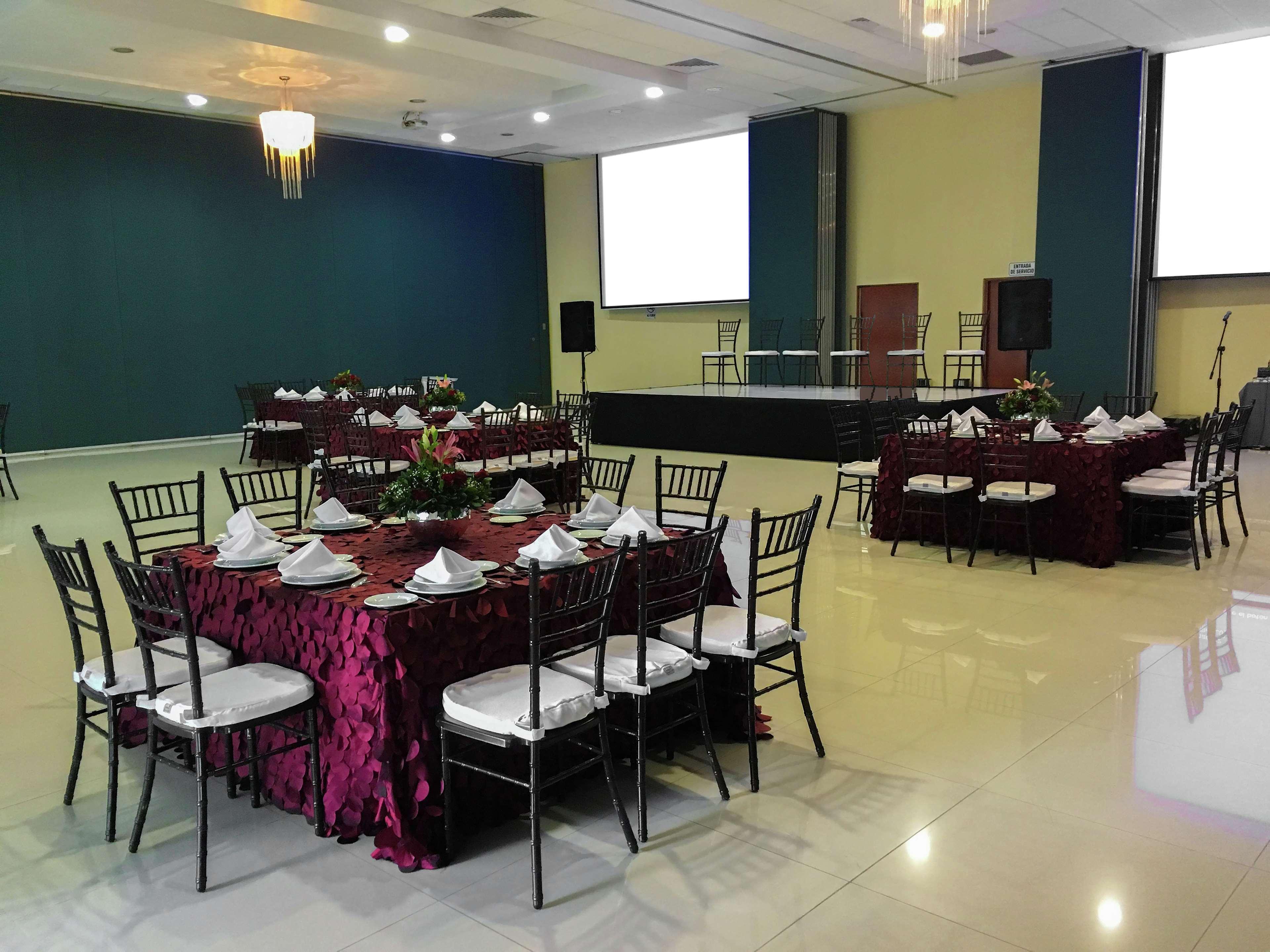 Hampton & By Hilton Aeropuerto Hotel Aguascalientes
