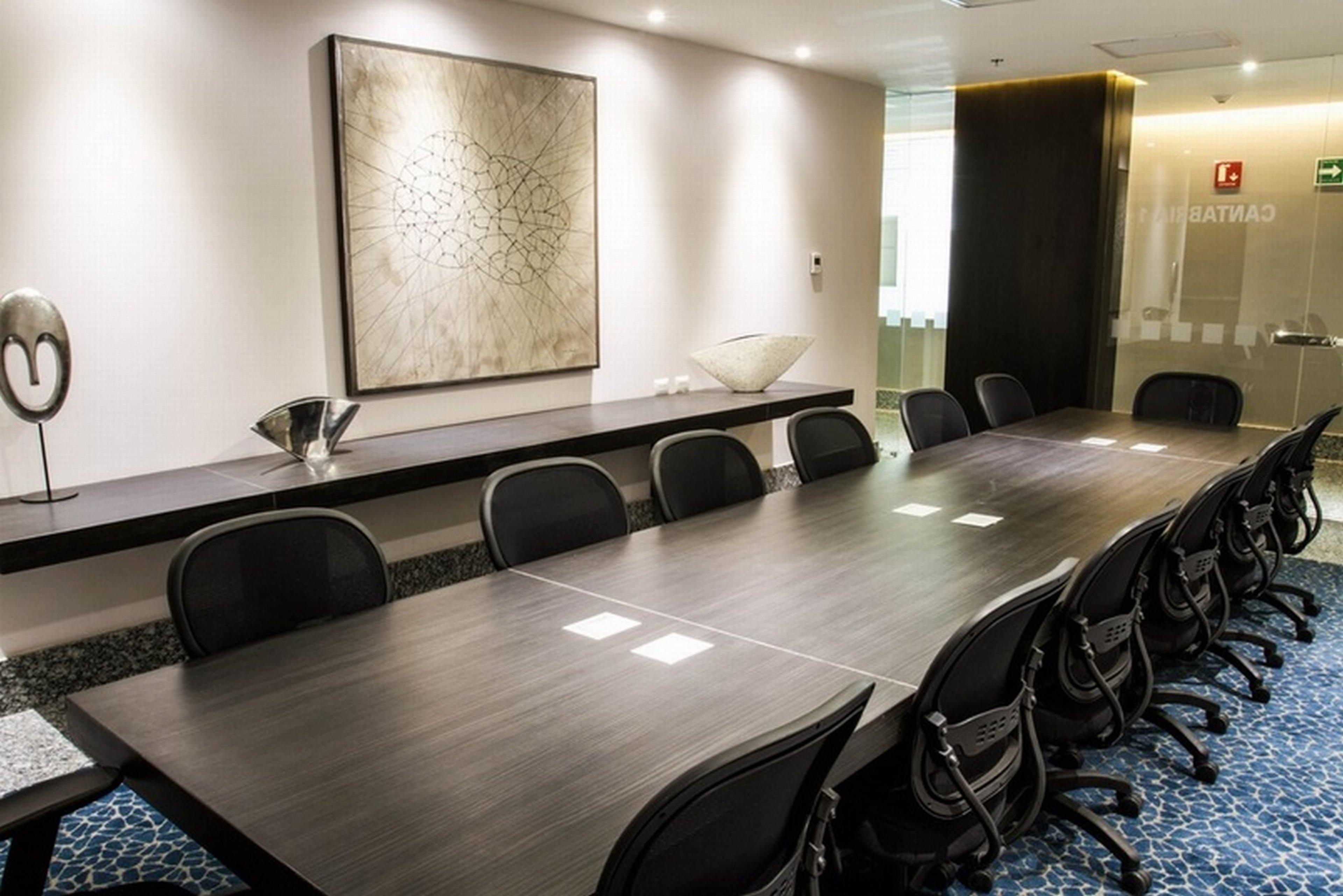 Express & By Ihg Hotel 3*
