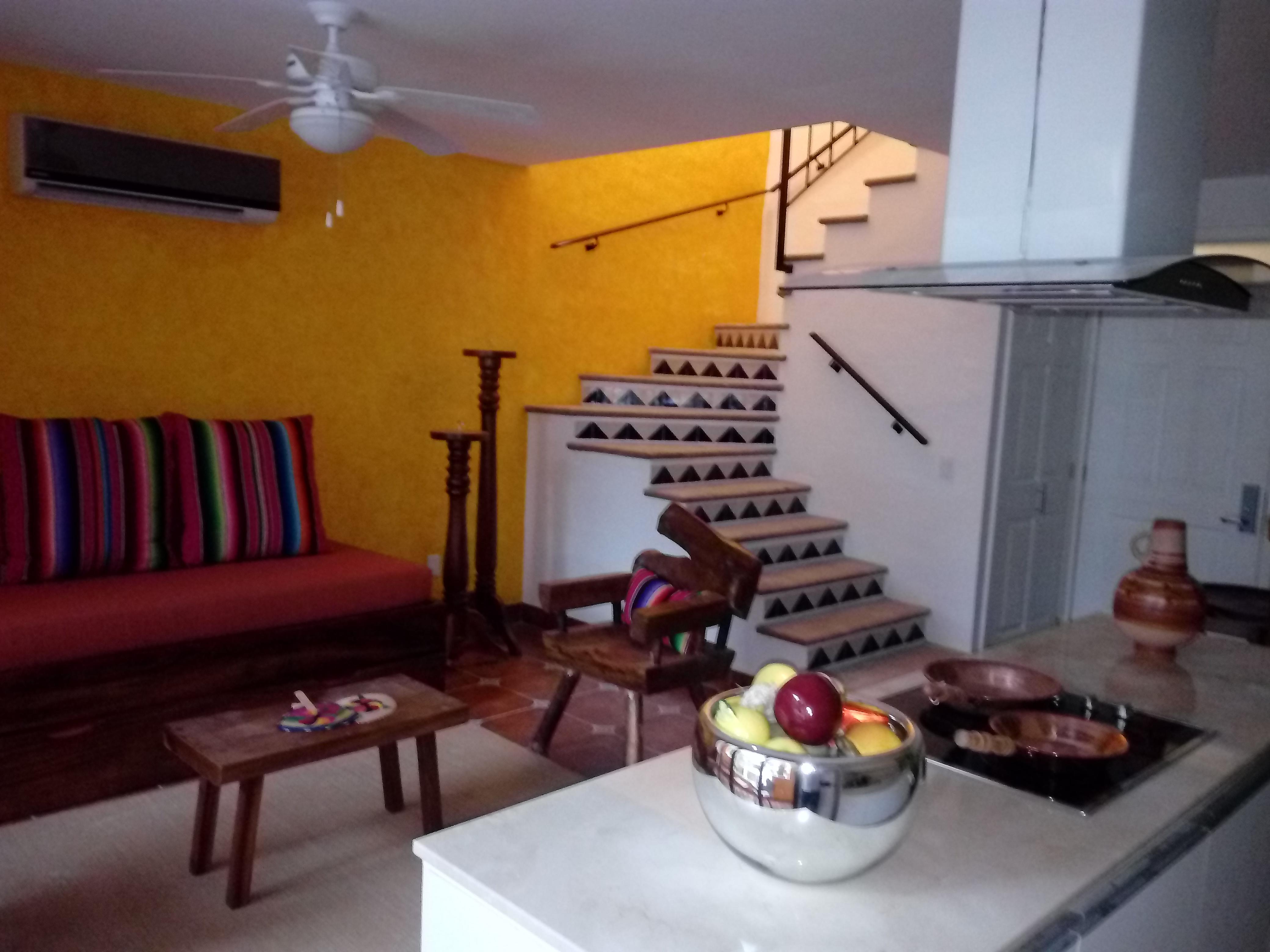 Hotel Casa Loteria: Colorful Family Retreat With Pool In Pueblito