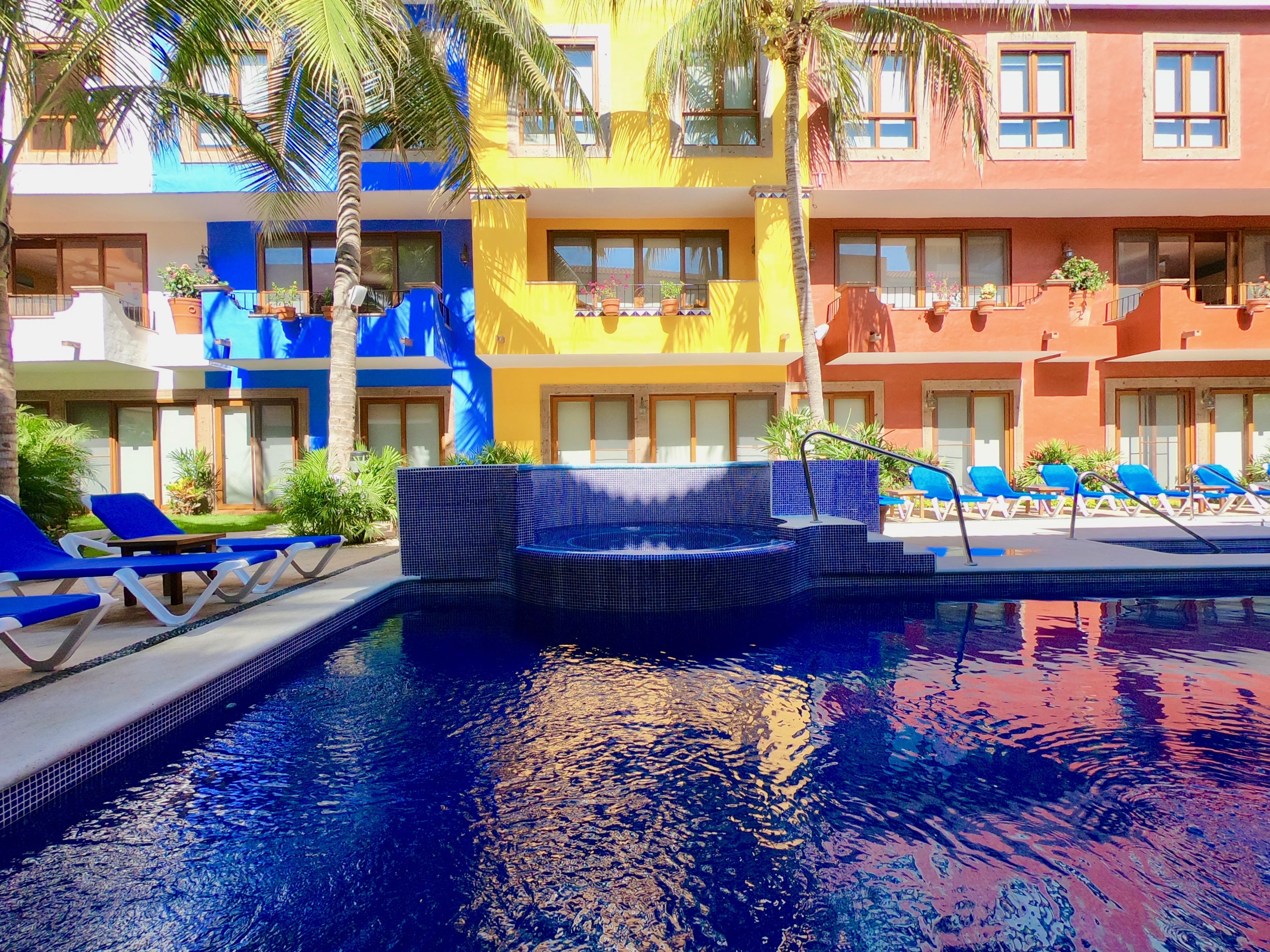 Casa Loteria: Colorful Family Retreat With Pool In Pueblito 4* Sayulita