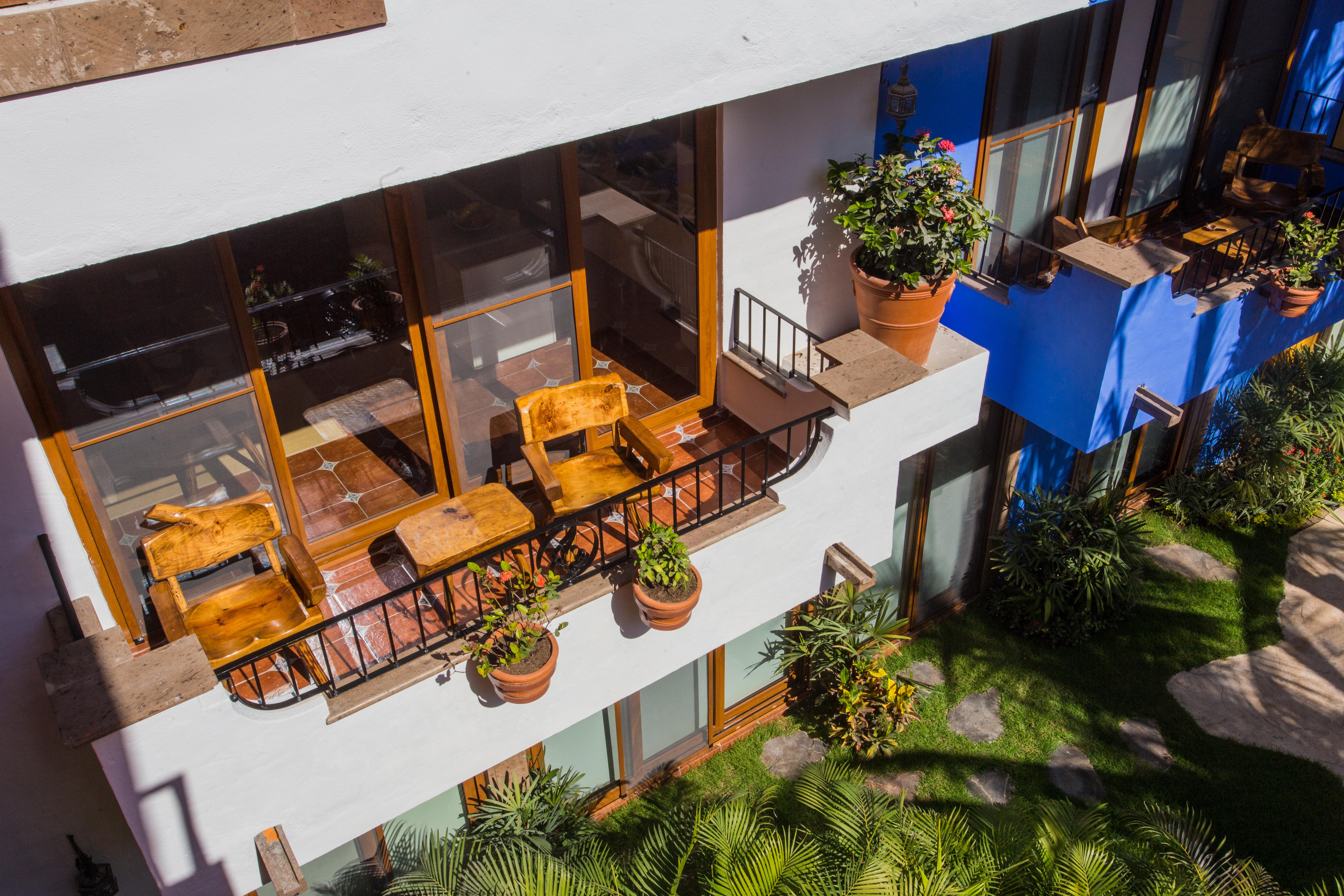 Casa Loteria: Colorful Family Retreat With Pool In Pueblito Hotel 4*