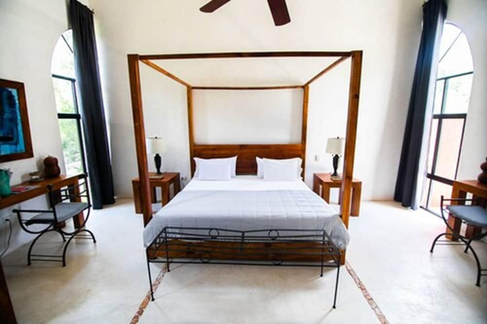 Hacienda Ticum Hotel 4*