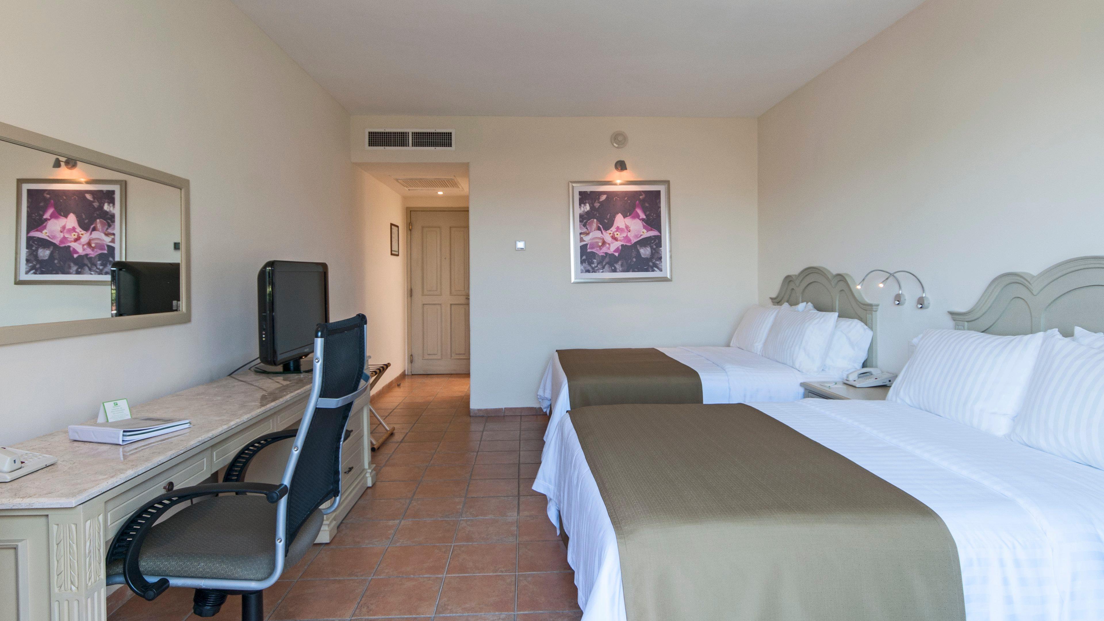 Hotel By Ihg 5*