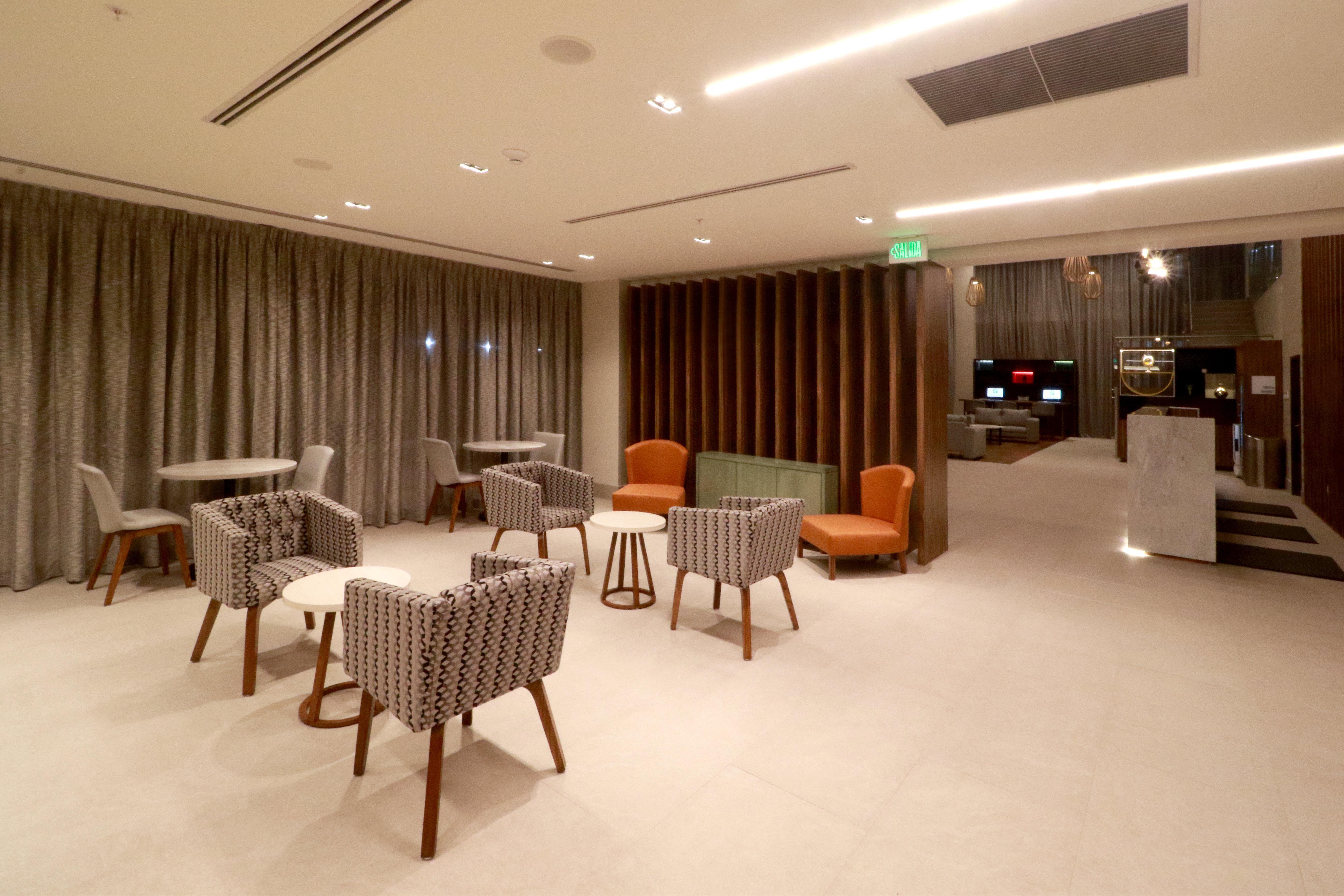 Hotel & - Monterrey Zona Airport By Ihg Apodaca