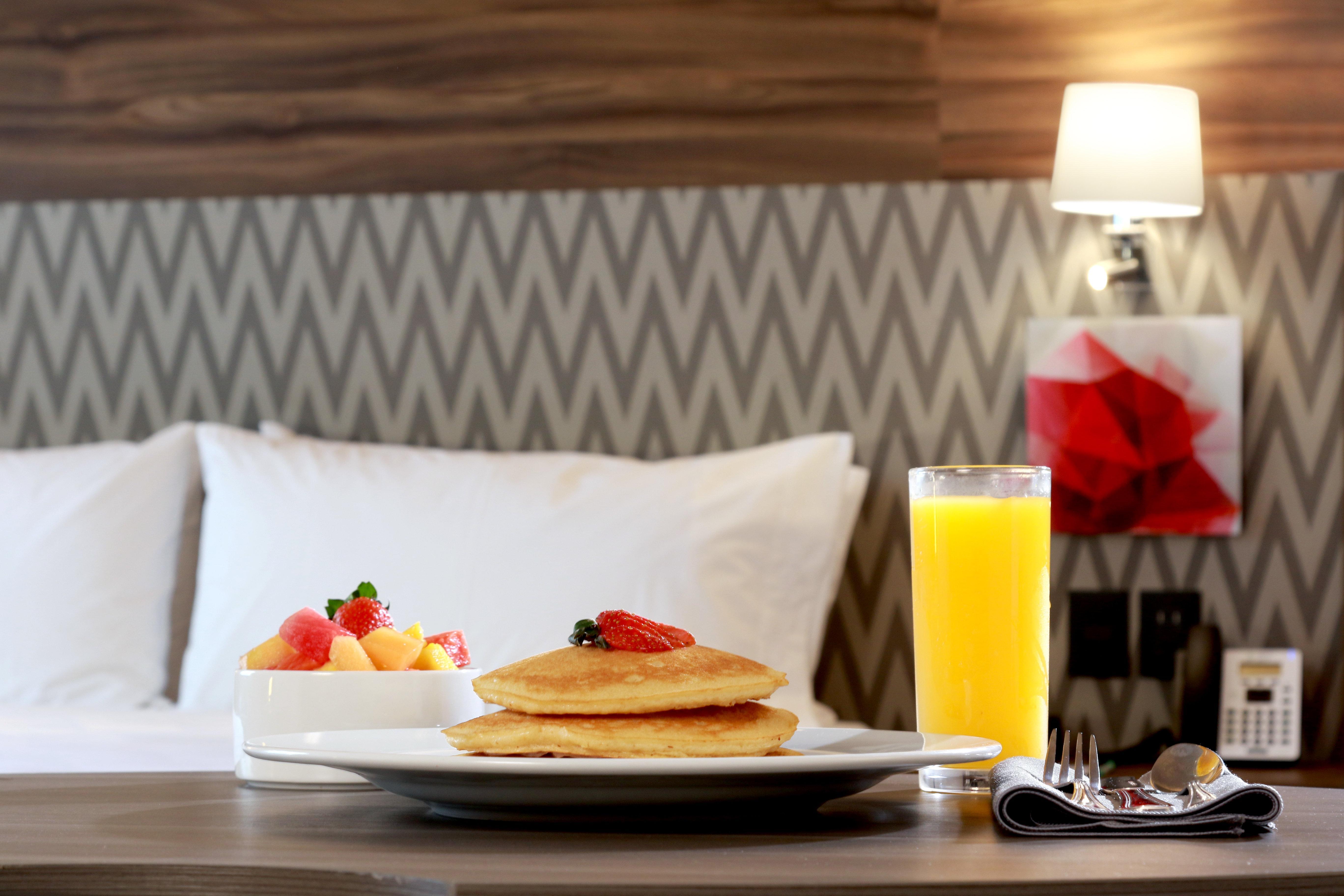 & - Monterrey Zona Airport By Ihg Hotel