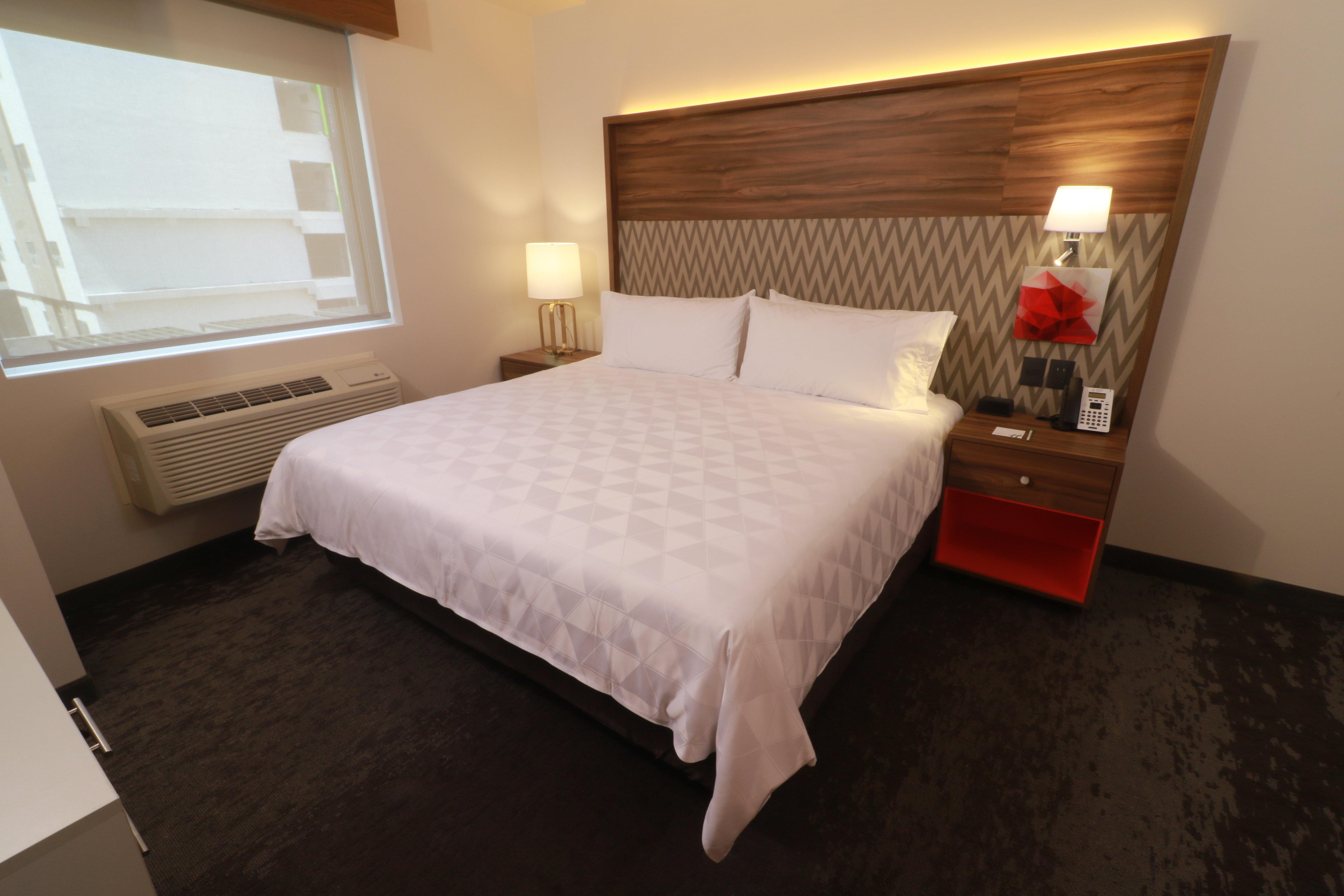 & - Monterrey Zona Airport By Ihg