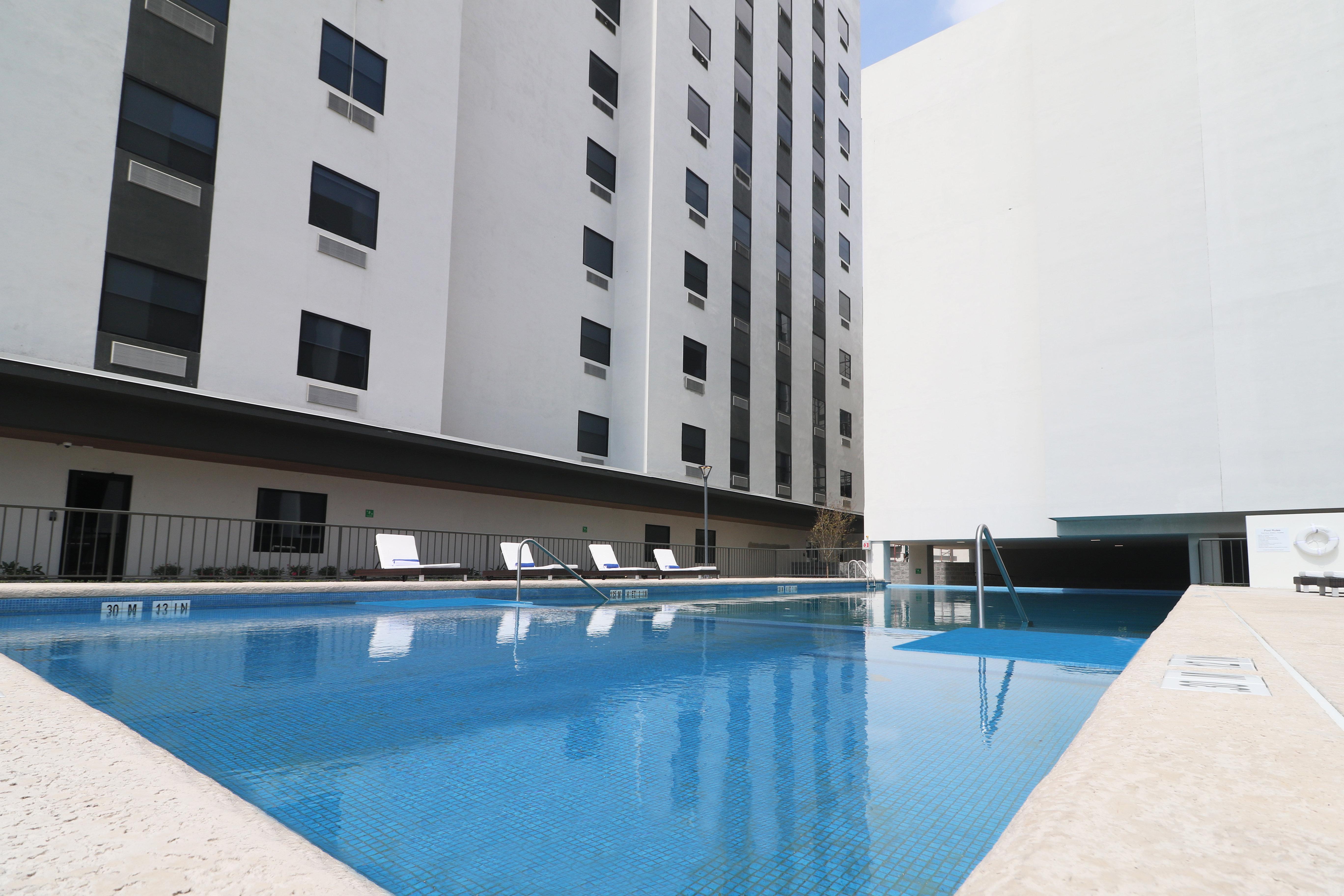 Hotel & - Monterrey Zona Airport By Ihg 5*