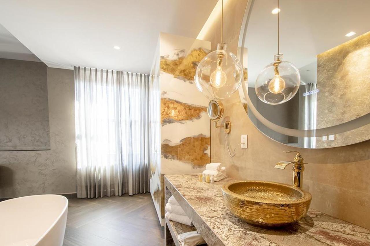 L Perla Boutique Hotel