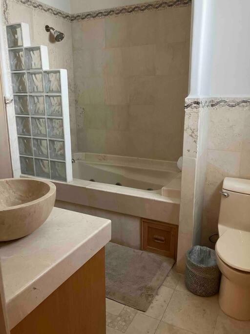 2bd & 2ba One Medano Kathys *