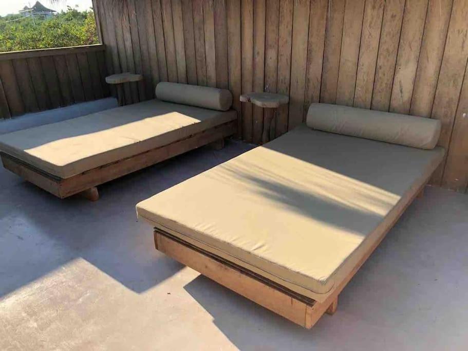 Laisla Villa *