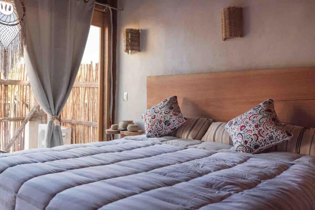Laisla Villa