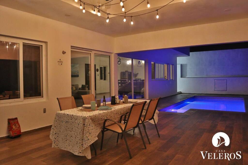 Casa Veleros Homestay *