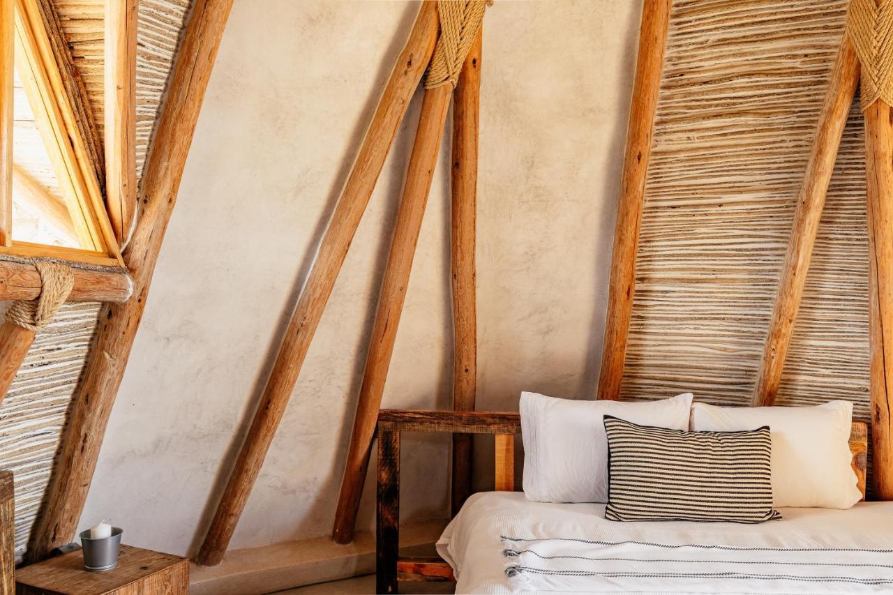 Hotel Baja Nomads - Adults 15